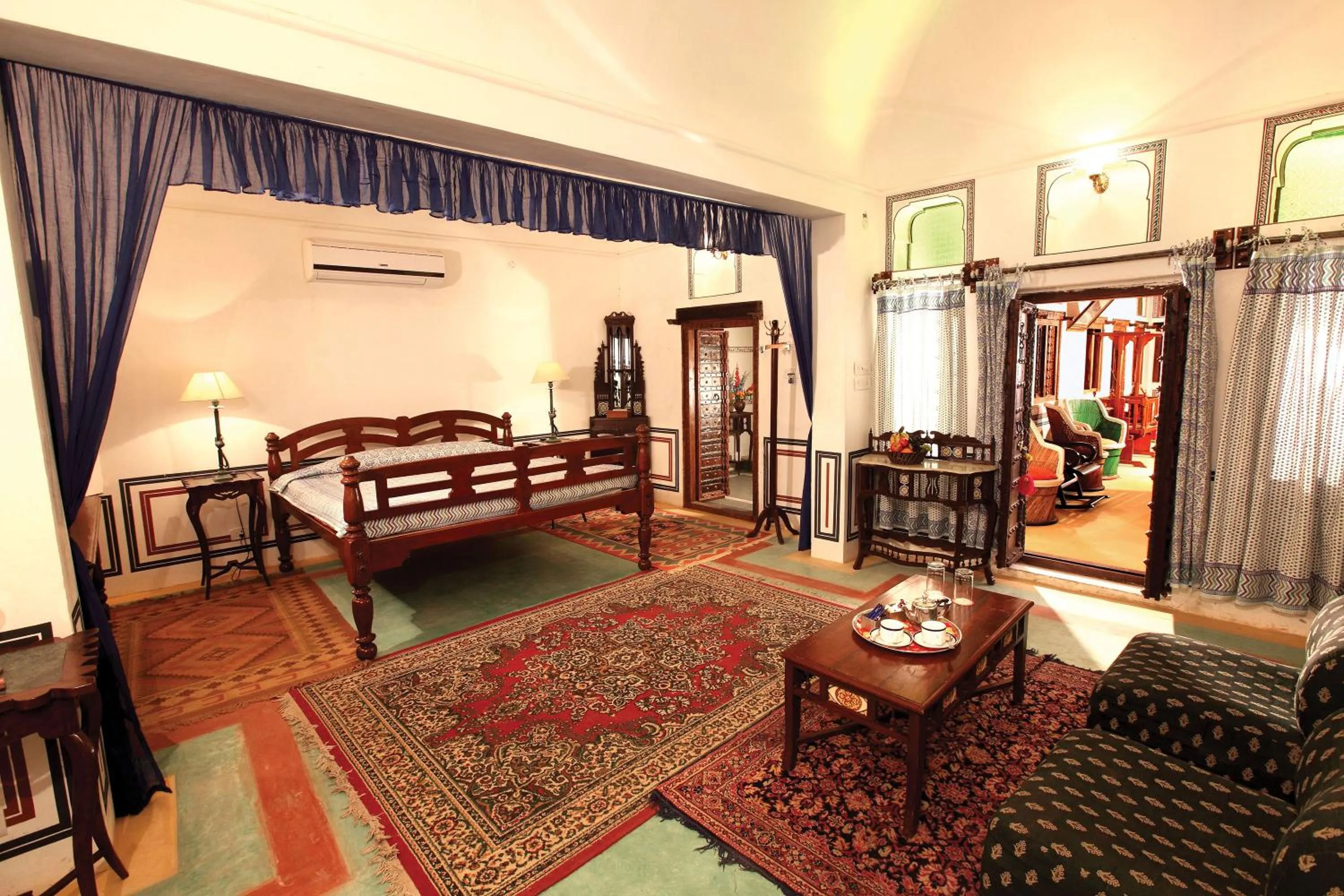 Photo of the whole room, Bed in Hotel Mandawa Haveli