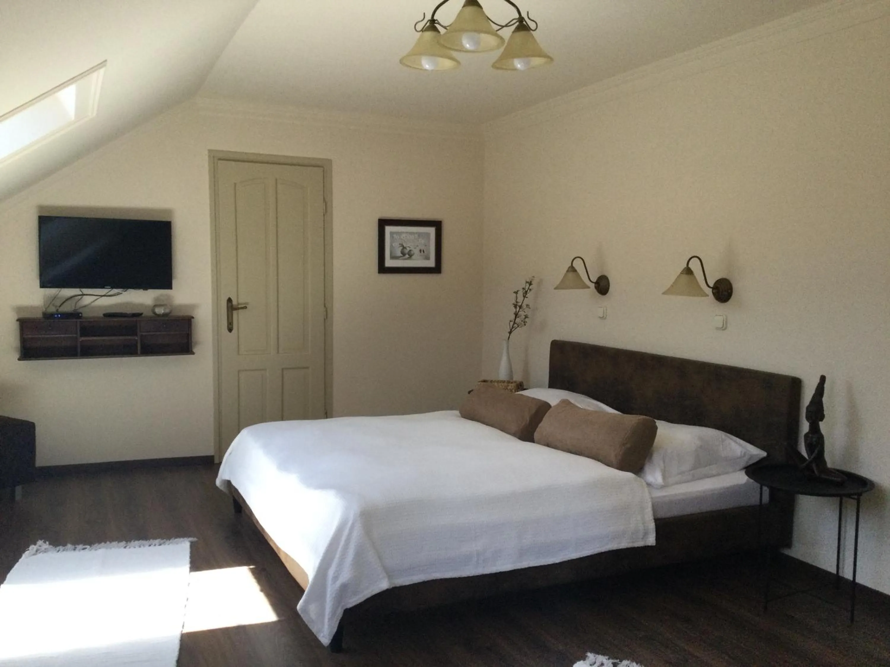 Bed in Jókai Apartment
