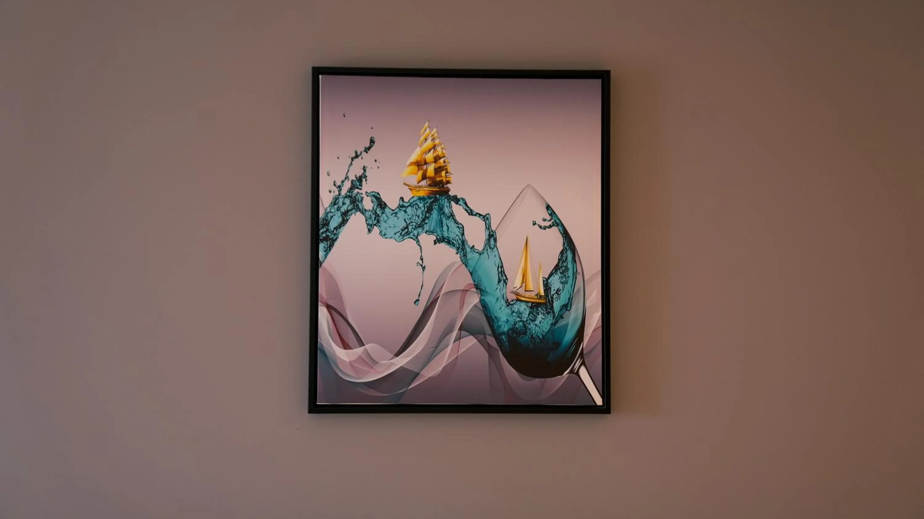 Decorative detail in Boulevard Oman Hotel