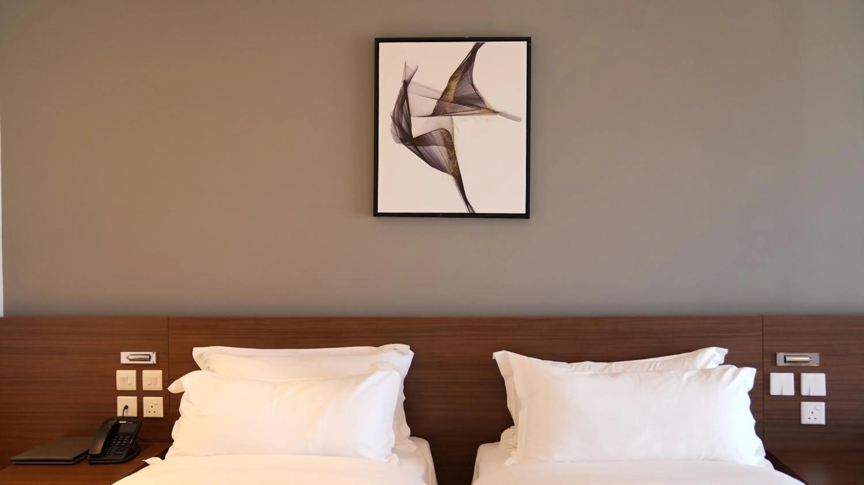 Bedroom, Bed in Boulevard Oman Hotel