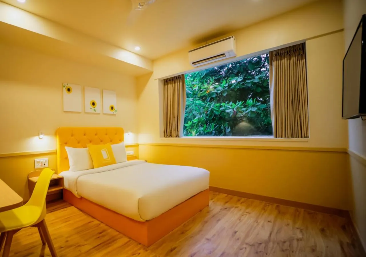 View (from property/room), Bed in Bloom Hotel - Worli