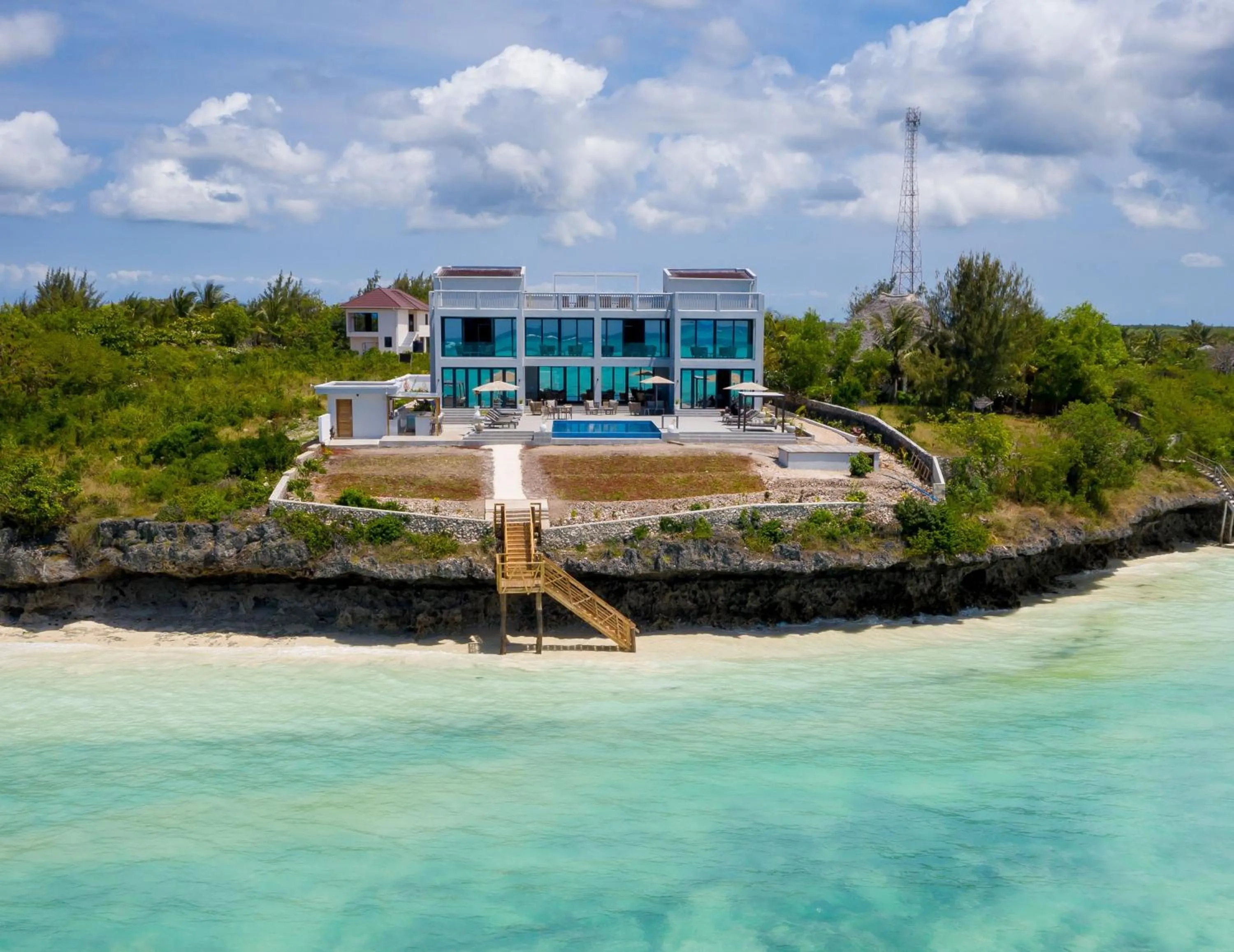 Property building in Villa Bluu