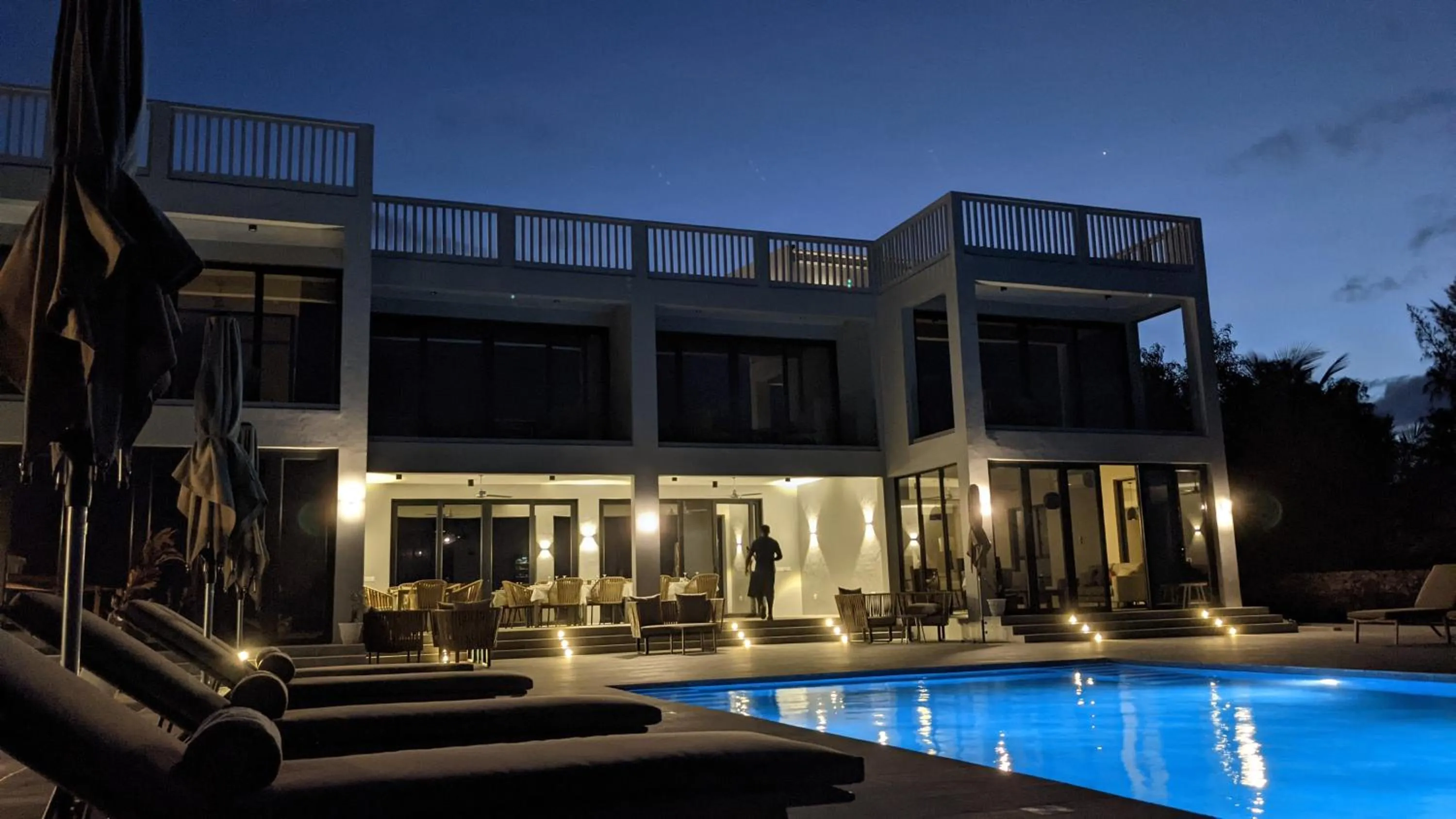 Property building in Villa Bluu