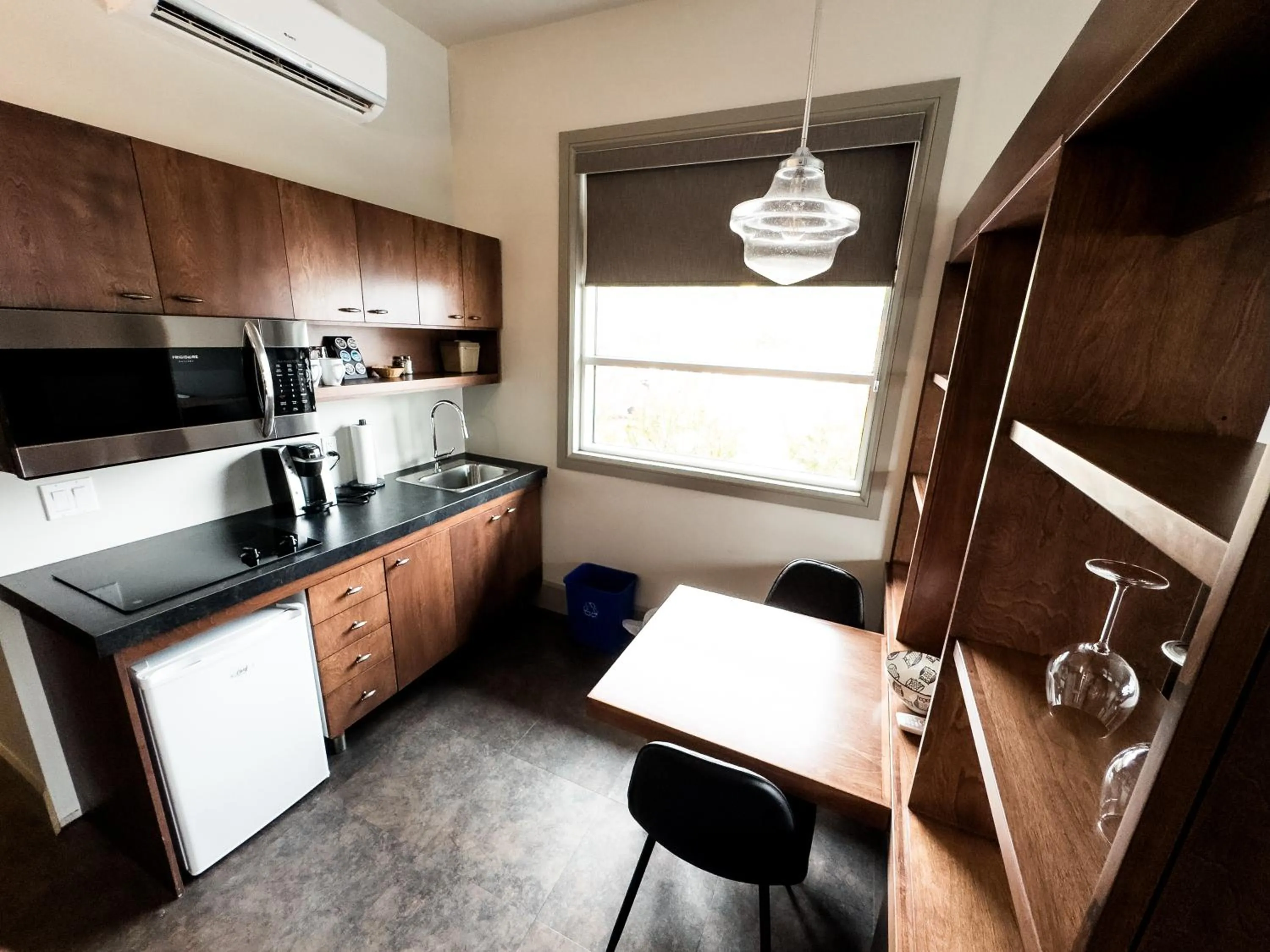 Kitchen or kitchenette in Motel Le Martinet