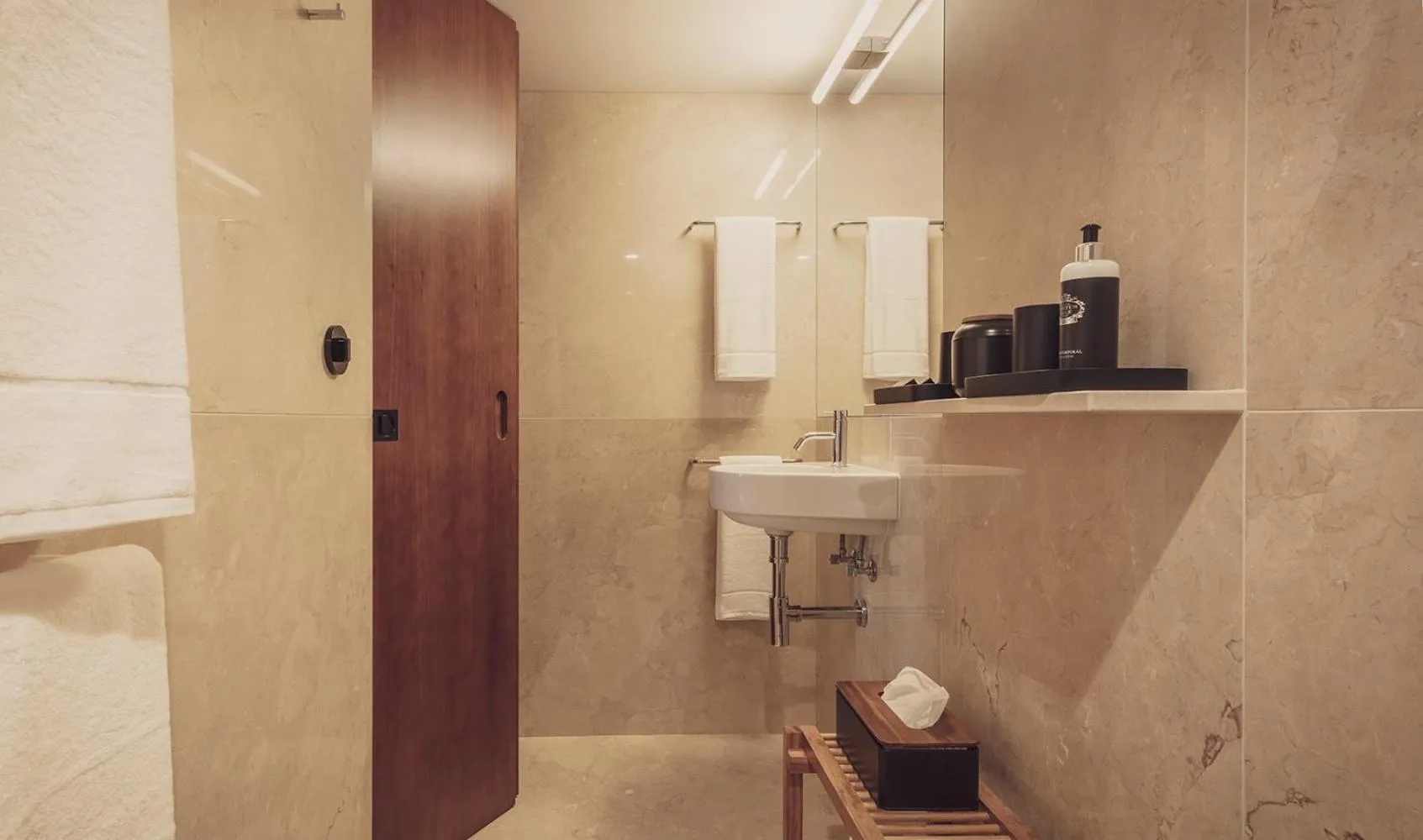 Bathroom in Ceuta Terrace Suites