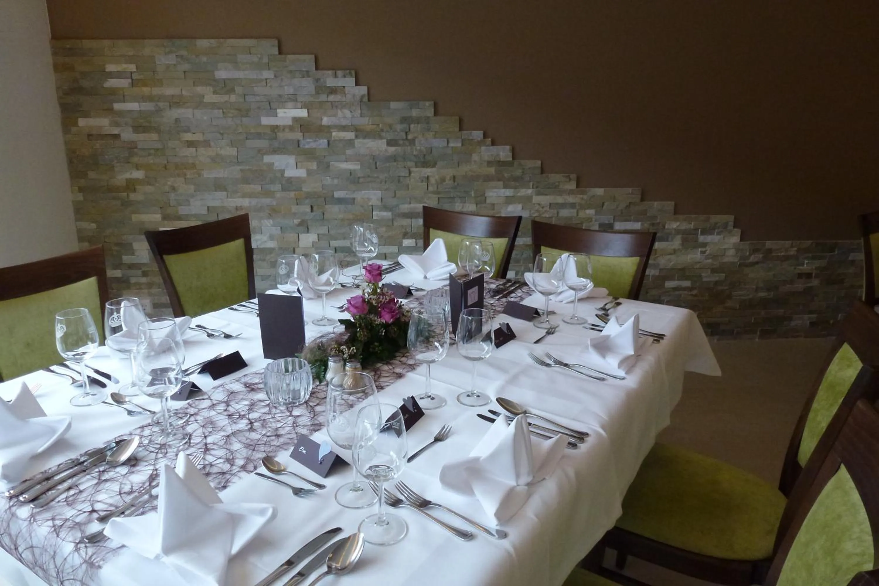 Restaurant/places to eat in Die Krone am Fluss - Landhotel Sindringen