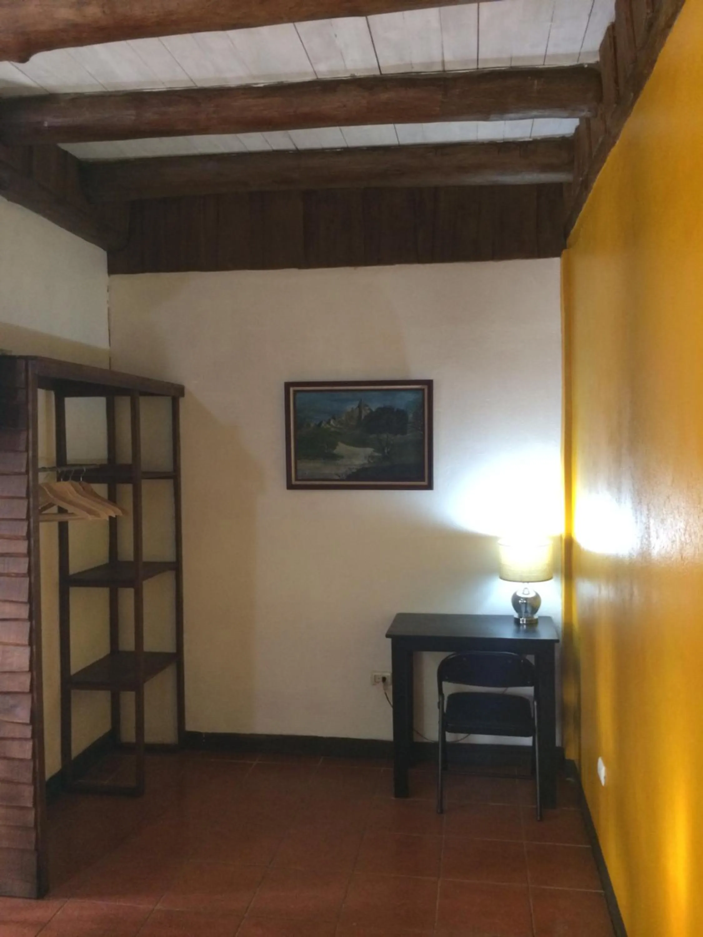 Photo of the whole room in Hotel Samsara