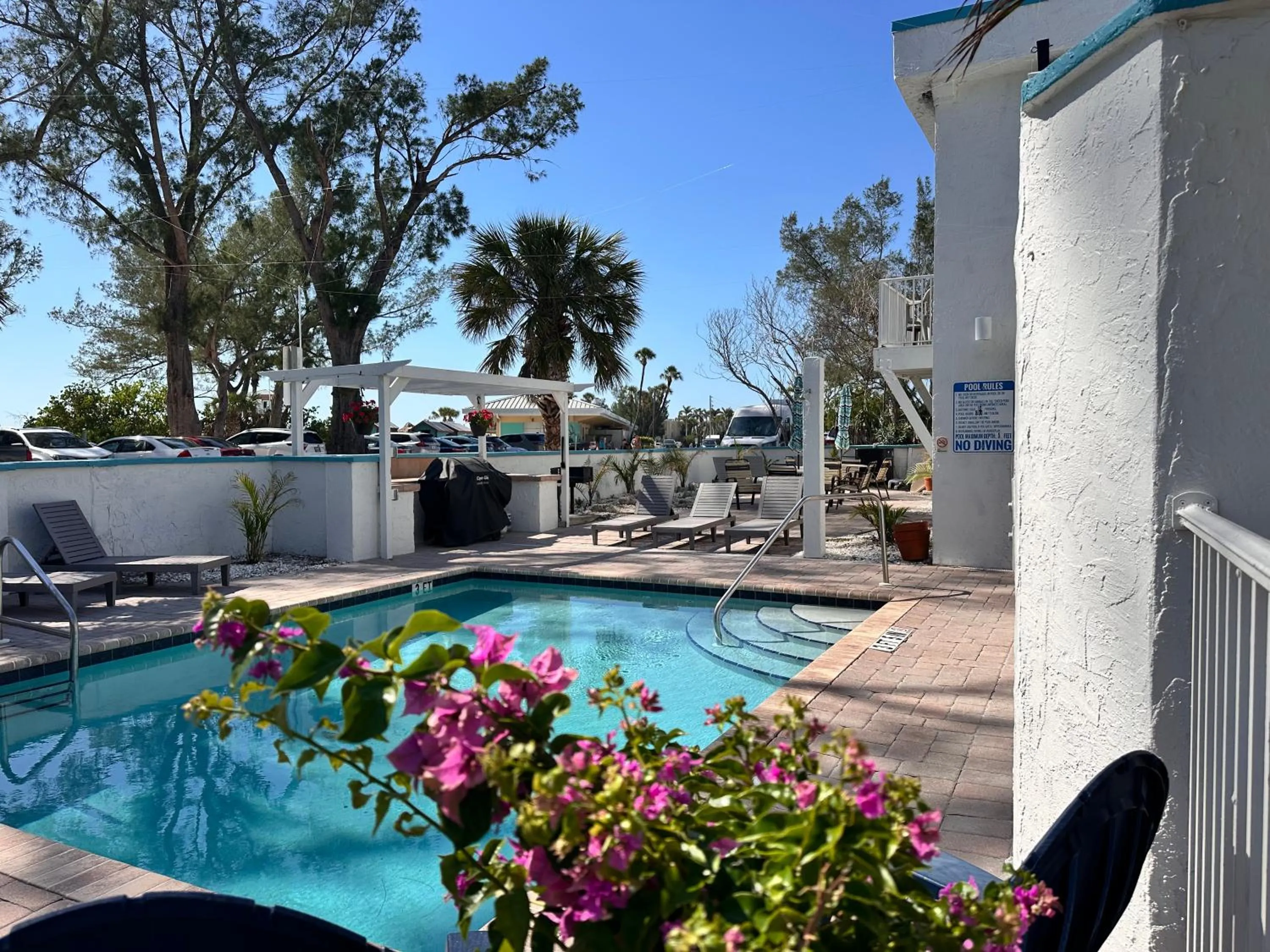 Alamanda Villas on Holmes Beach