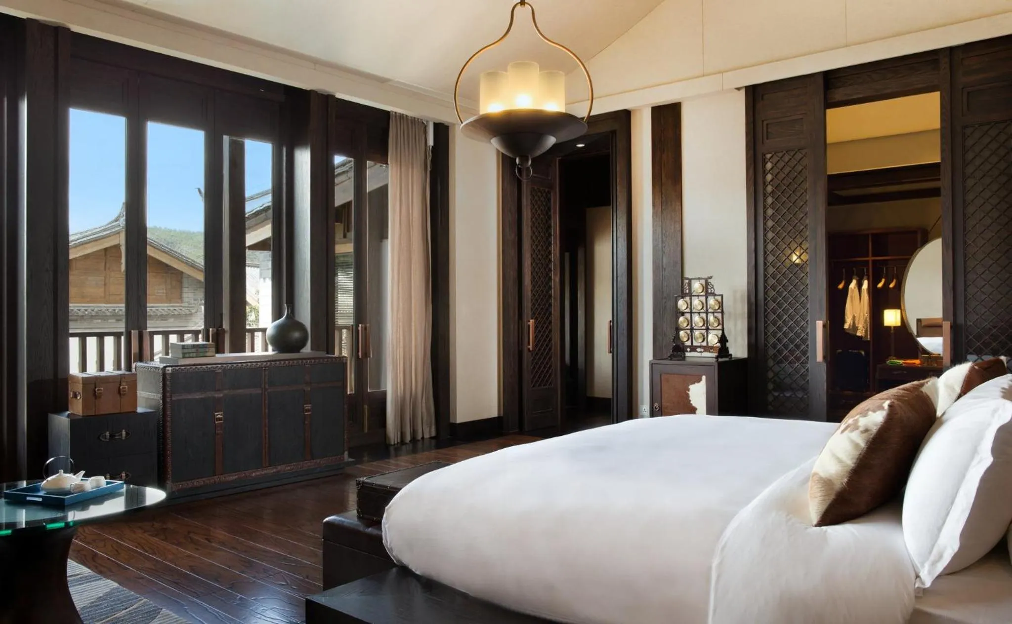 Photo of the whole room, Bed in Hotel Indigo Lijiang Ancient Town by IHG