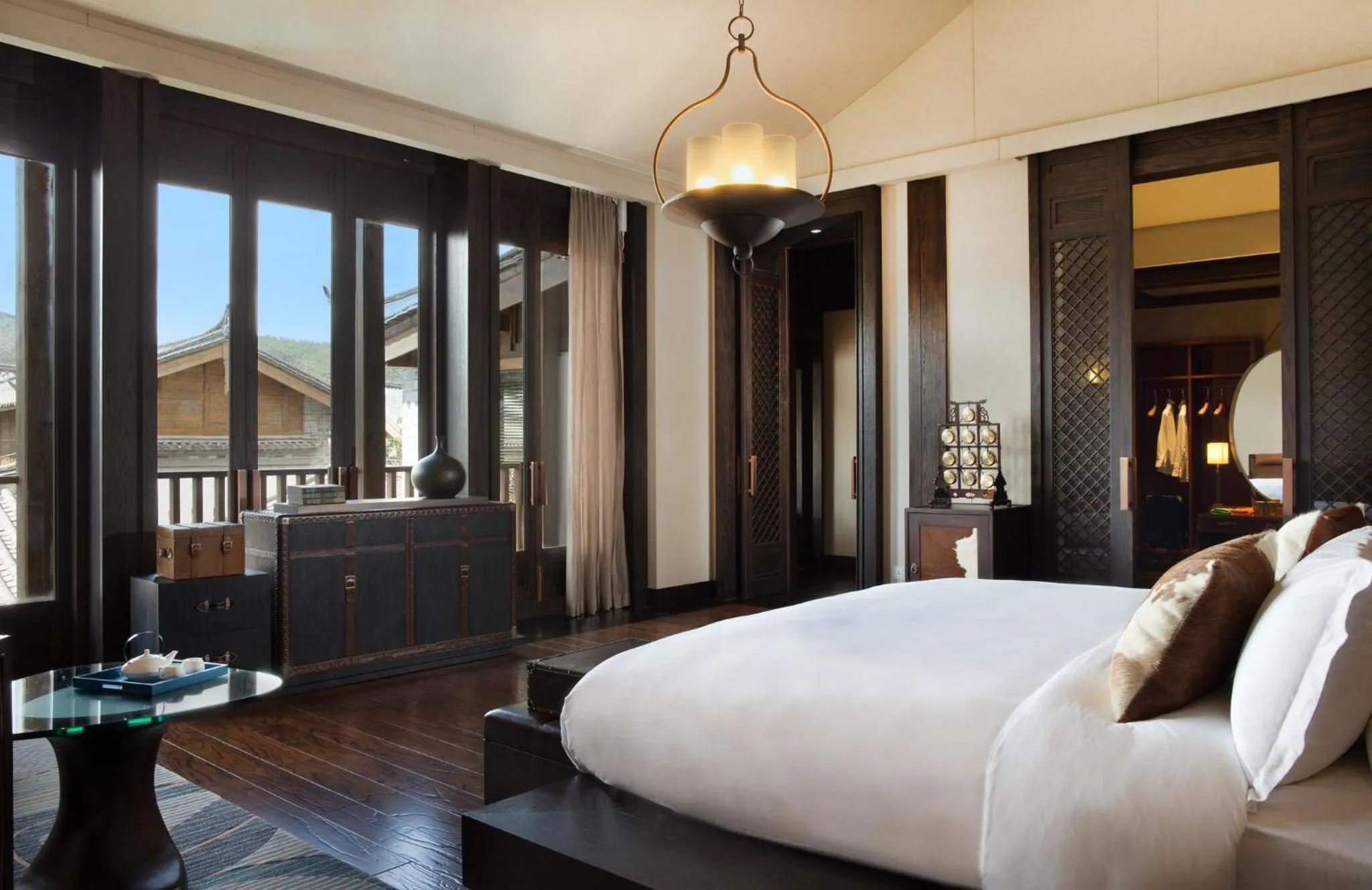 Photo of the whole room, Bed in Hotel Indigo Lijiang Ancient Town by IHG