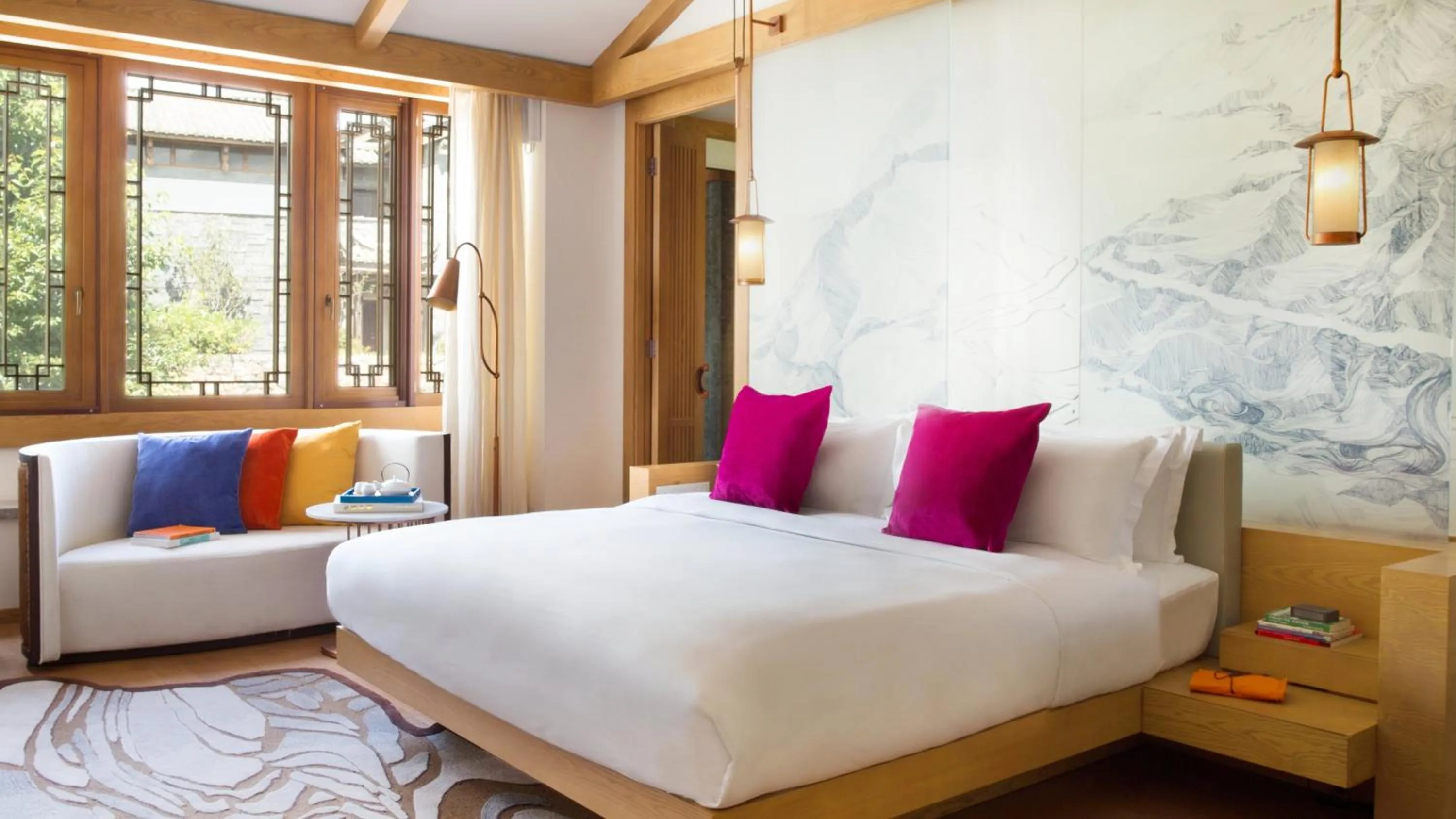 Photo of the whole room, Bed in Hotel Indigo Lijiang Ancient Town by IHG