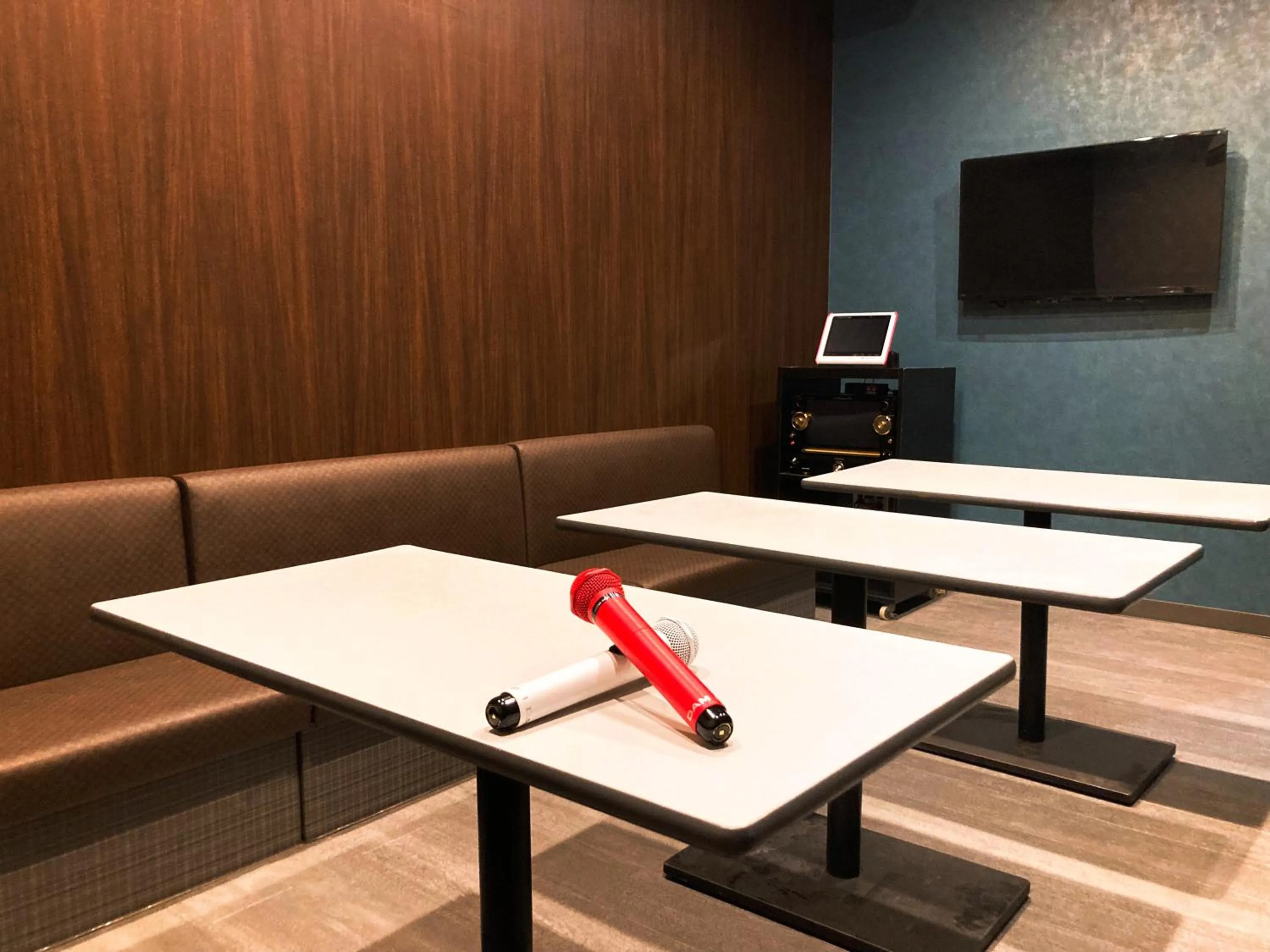 Karaoke in Hotel Kimiyoshi