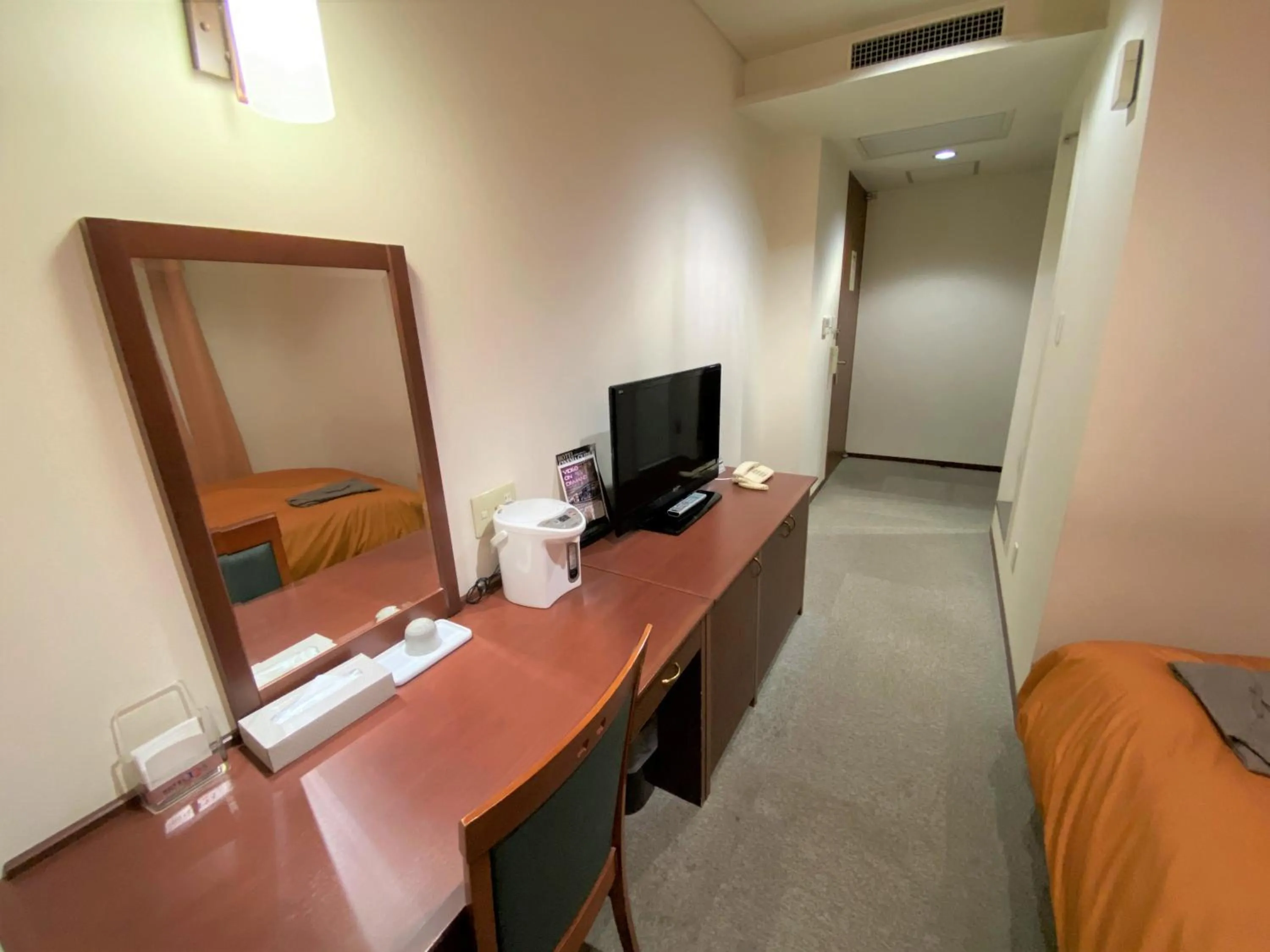 Bed in Hotel 1-2-3 Kokura