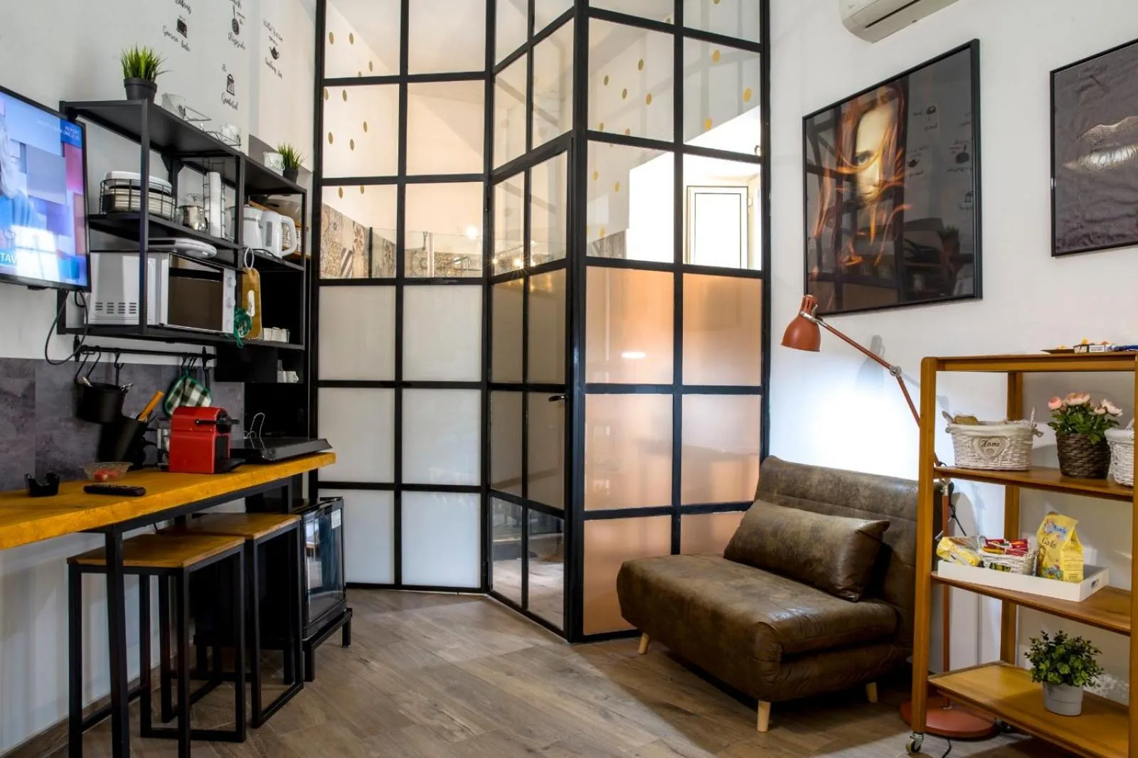 Deluxe Triple Room - single occupancy in Napoli Centro Studios