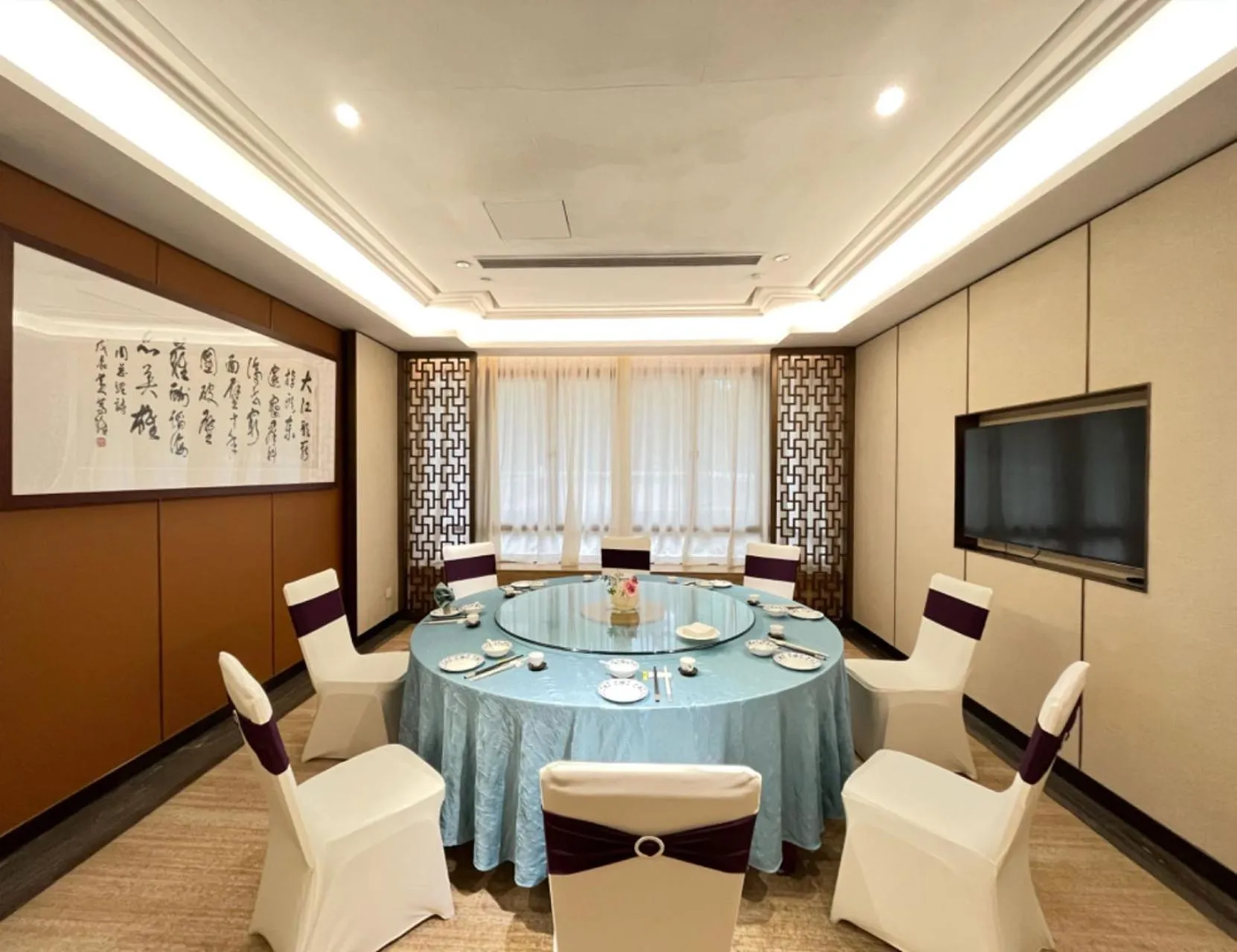 Restaurant/places to eat in Guangdong Hotel