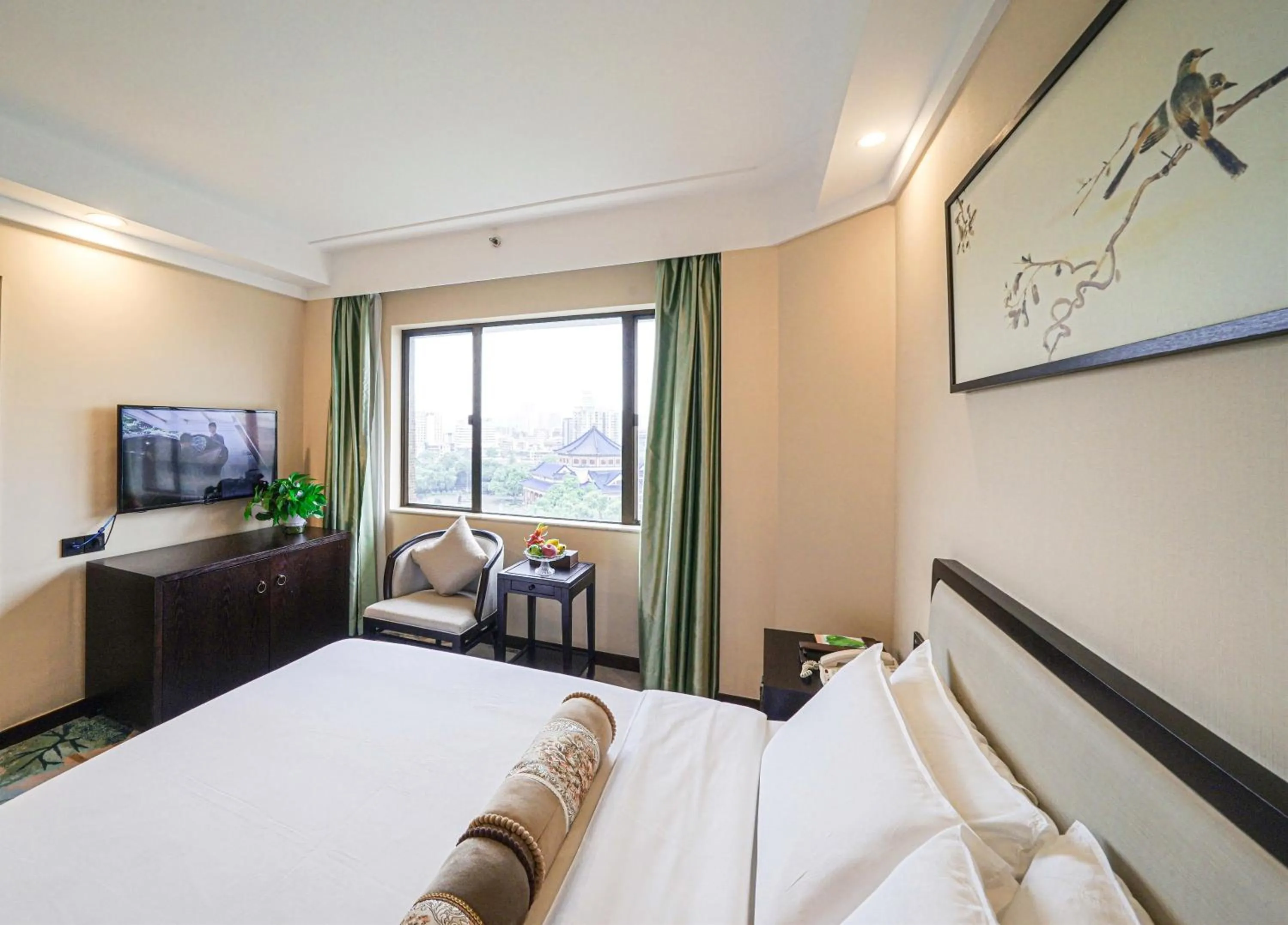 Photo of the whole room, Bed in Guangdong Hotel