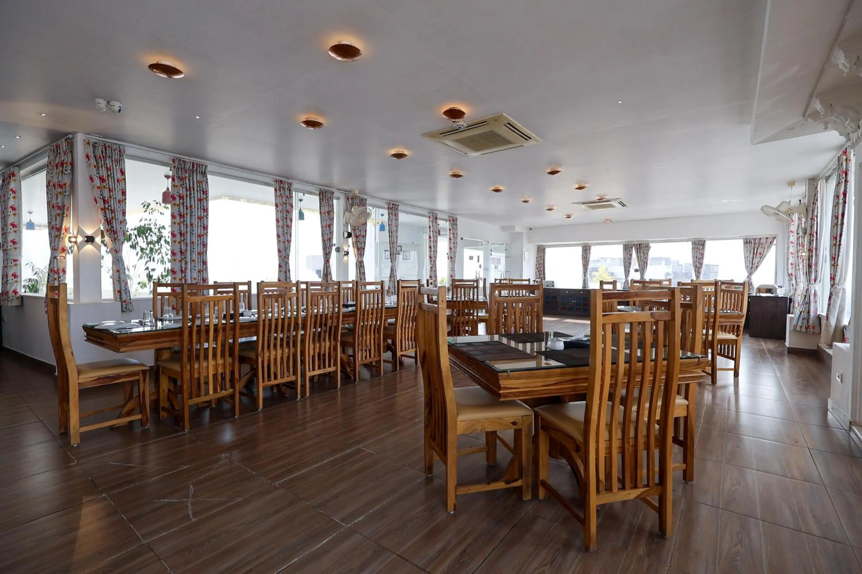 Restaurant/places to eat in Kotra Haveli A Boutique Hotel by Lake Pichola