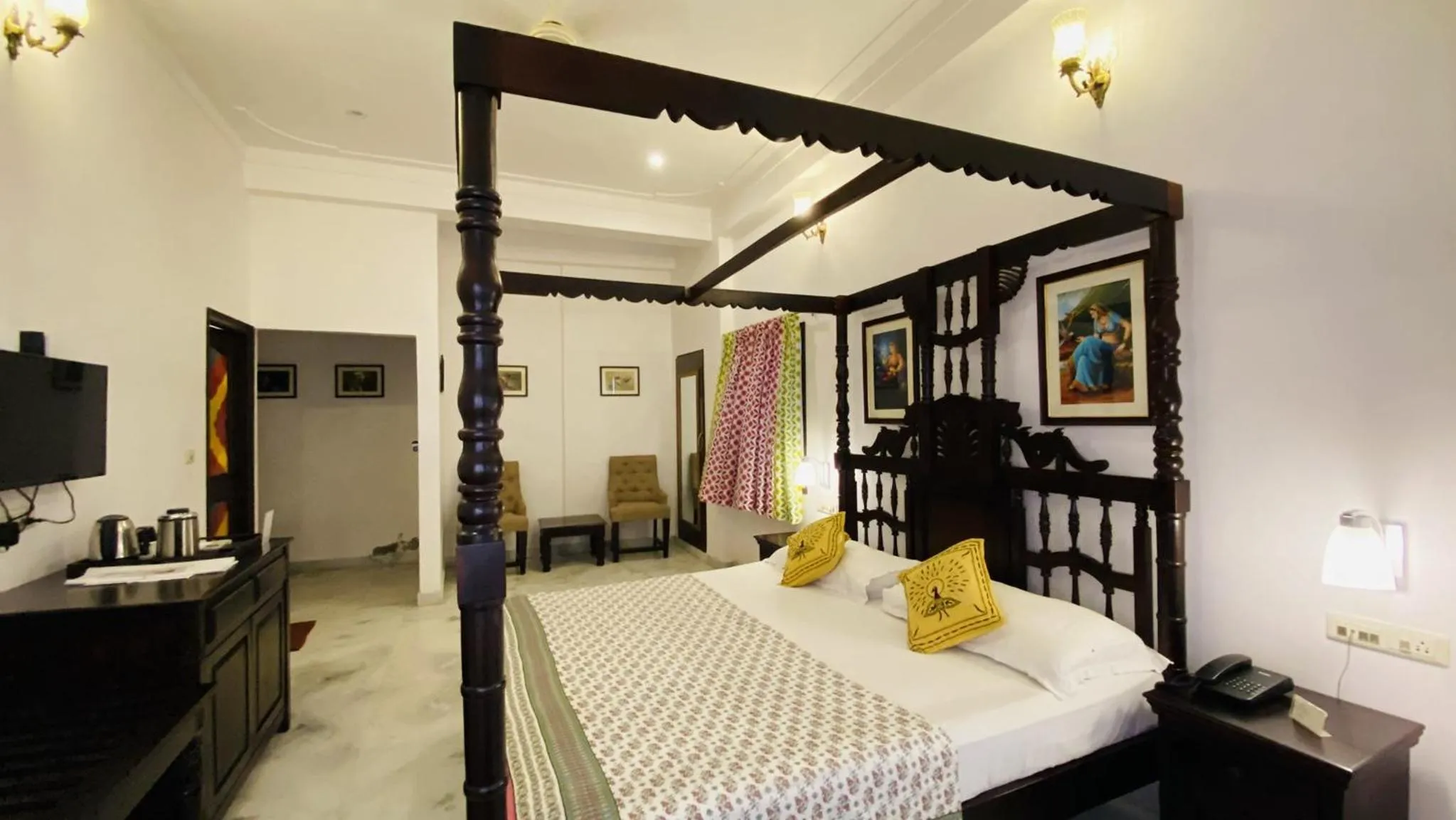 Bedroom, Bed in Kotra Haveli A Boutique Hotel by Lake Pichola