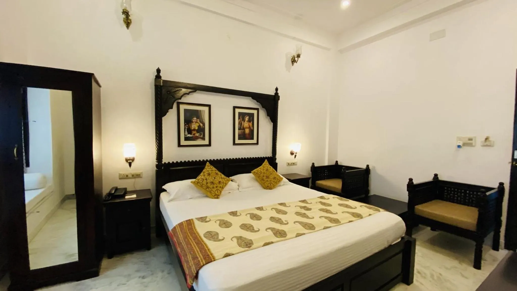 Bedroom, Bed in Kotra Haveli A Boutique Hotel by Lake Pichola