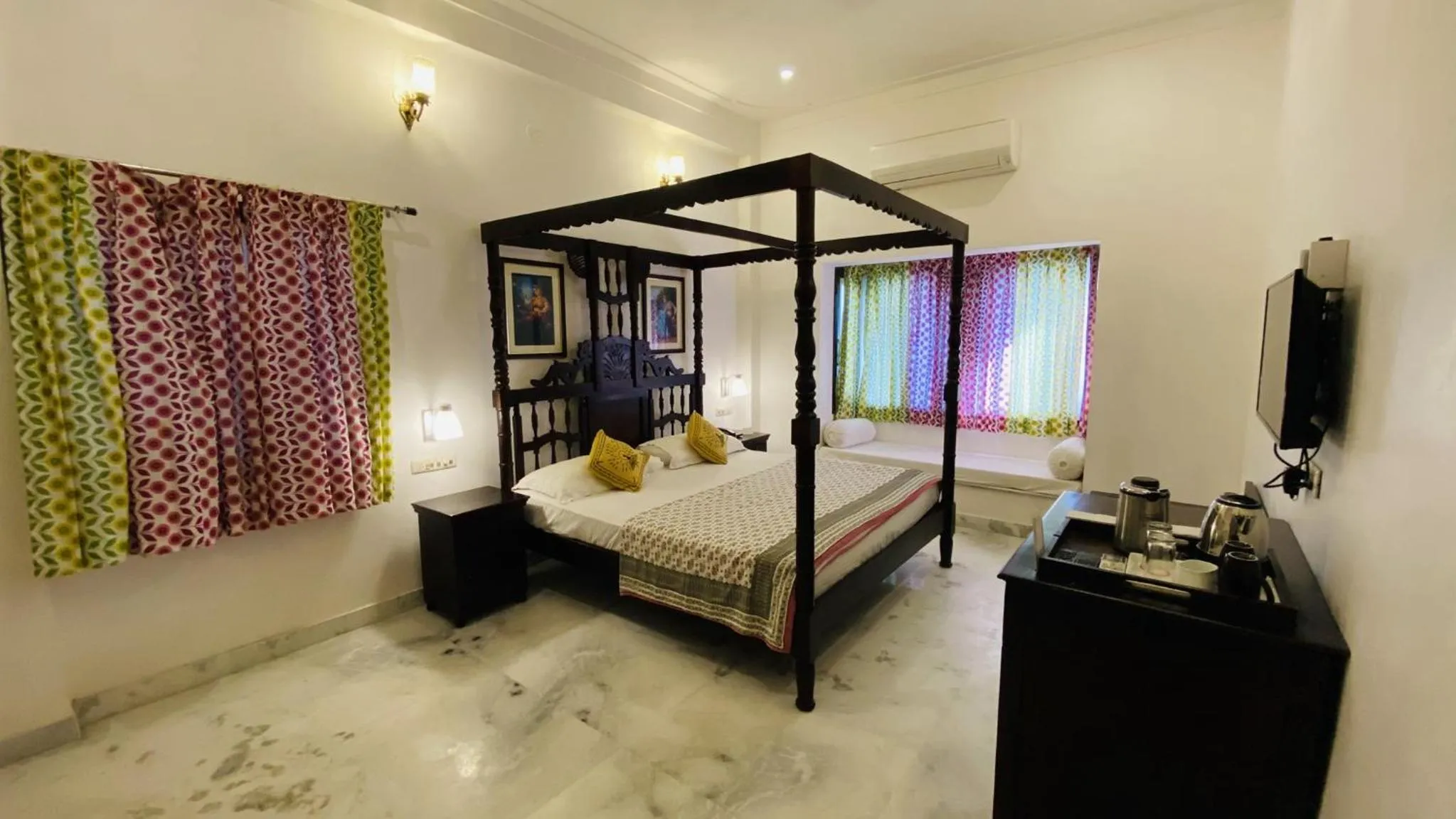 Bedroom, Bed in Kotra Haveli A Boutique Hotel by Lake Pichola