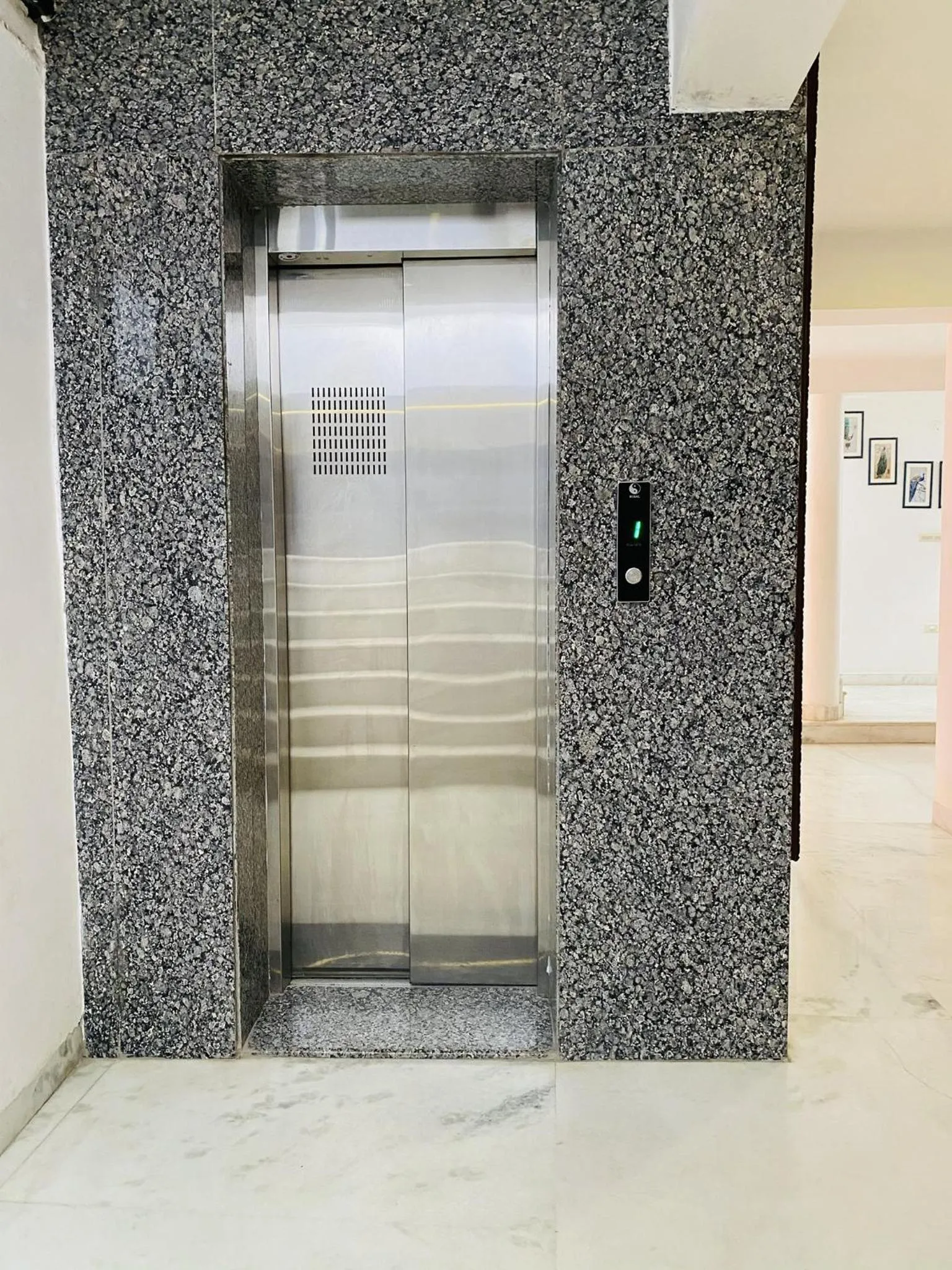 elevator in Kotra Haveli A Boutique Hotel by Lake Pichola