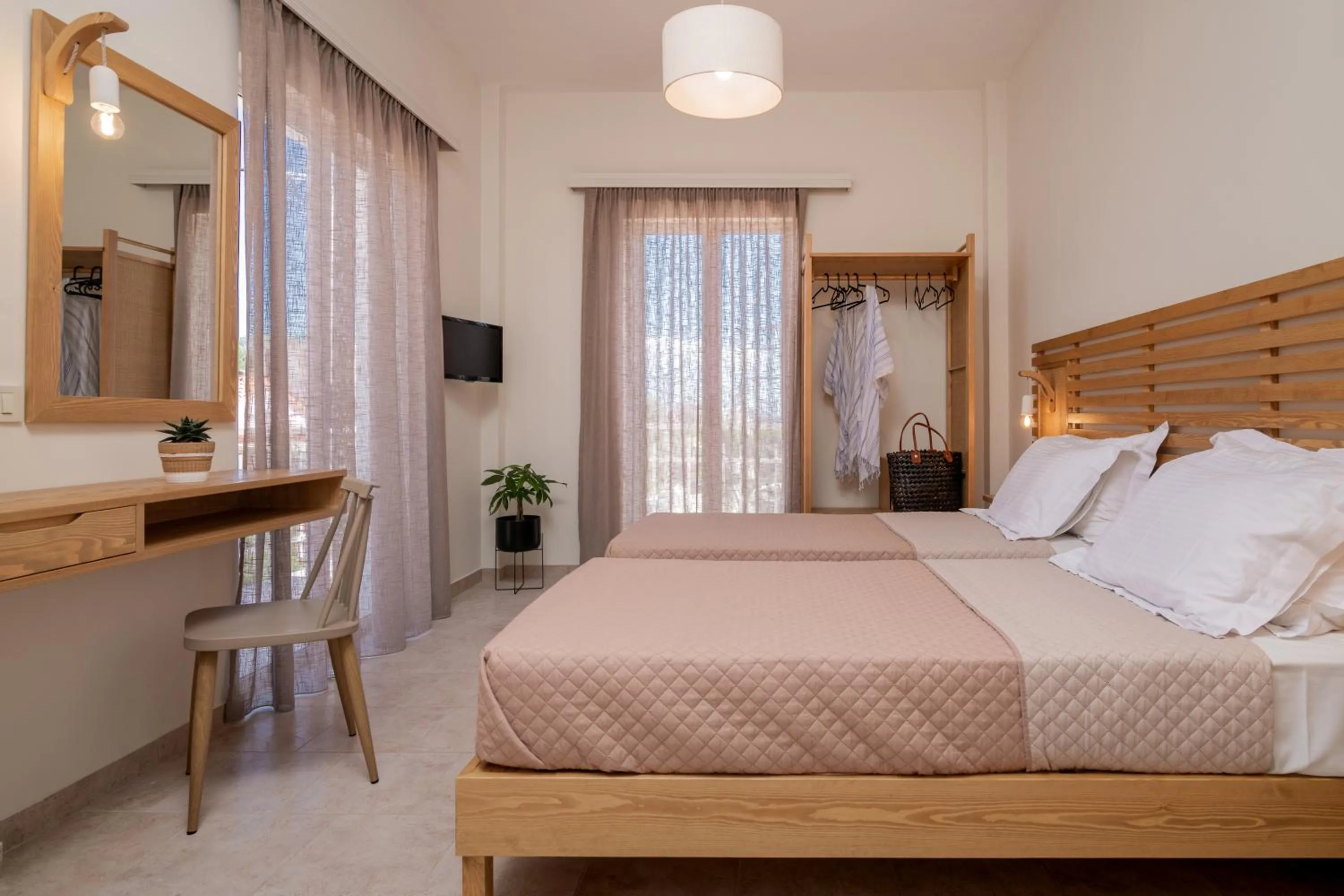 Bed in Sunset Apartments