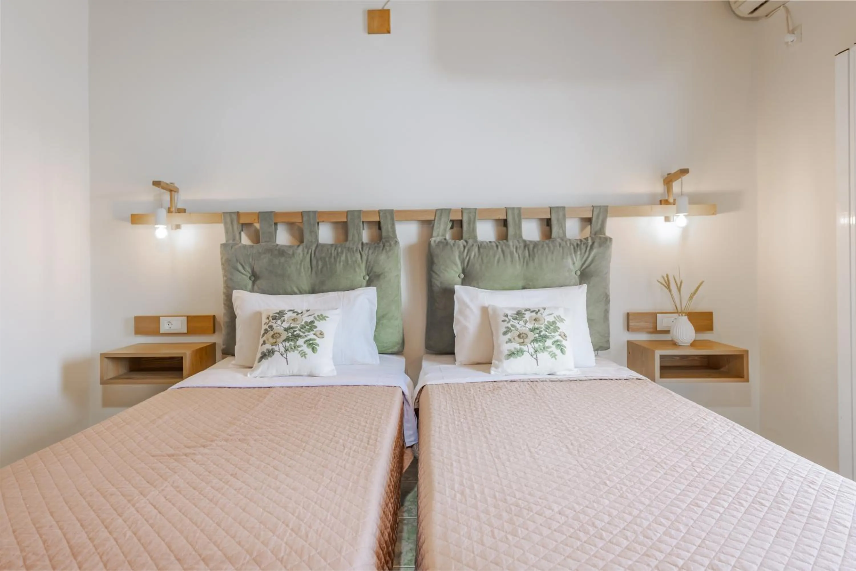 Bed in Sunset Apartments