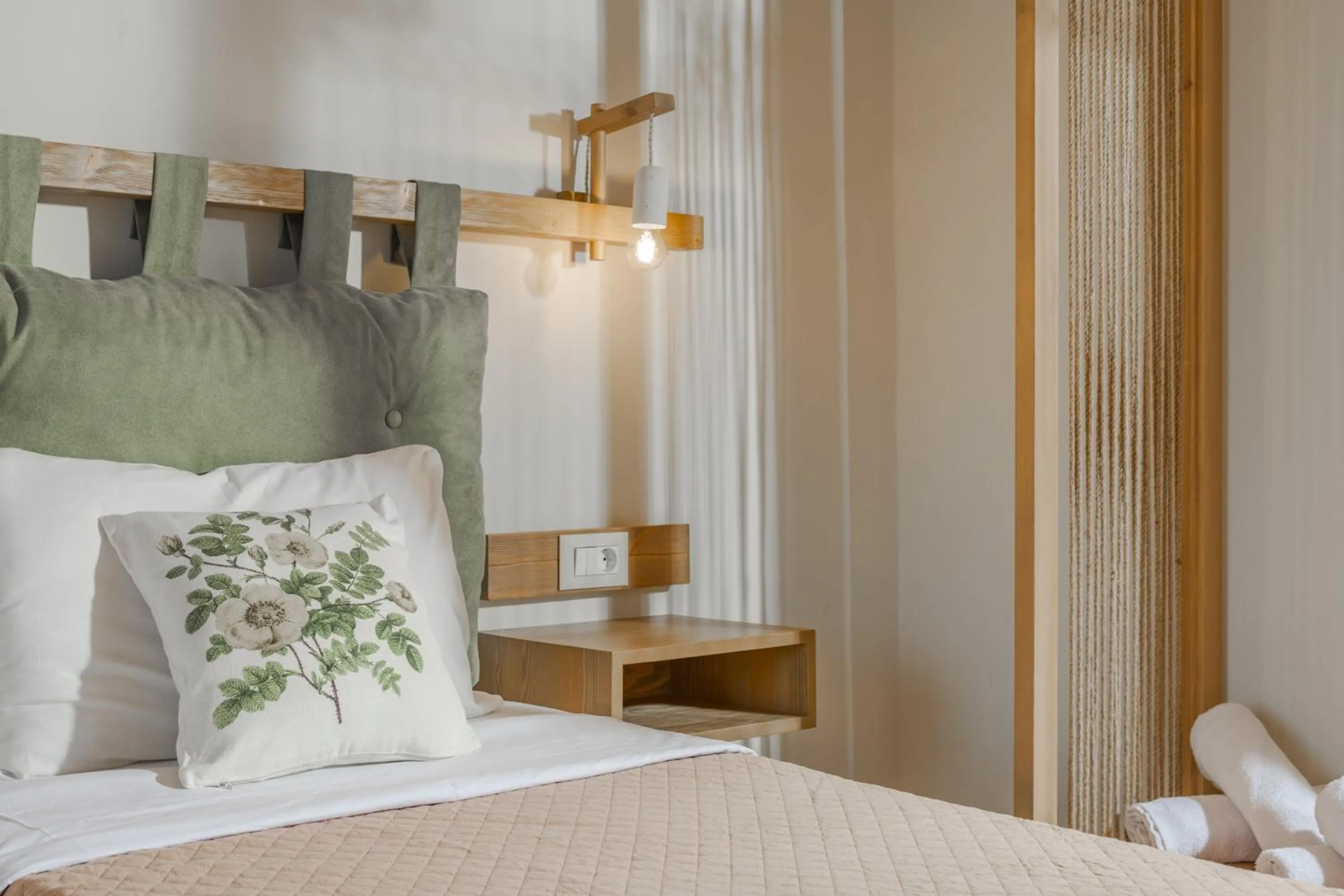 Bed in Sunset Apartments