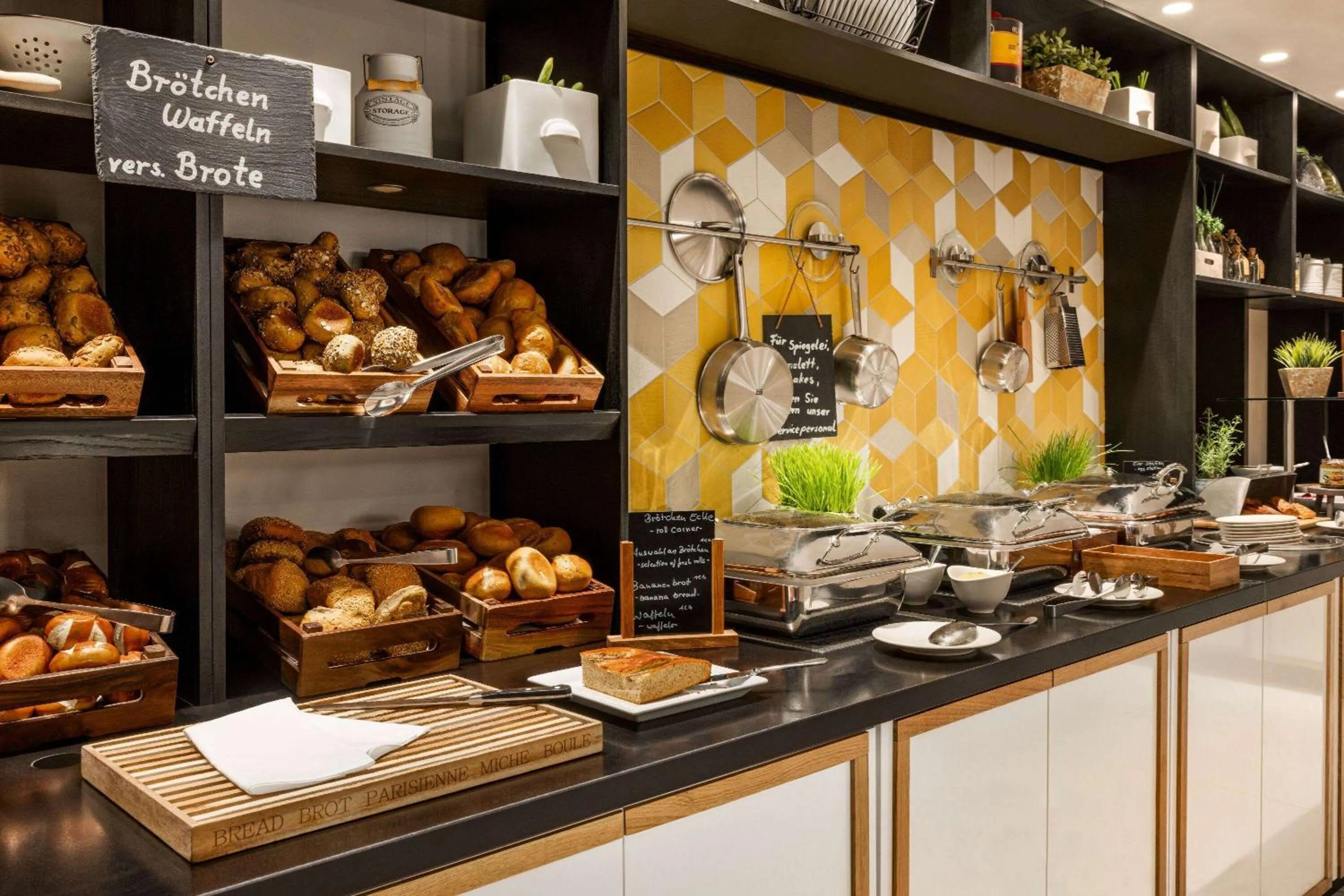 Food in Vienna House by Wyndham Andel's Berlin