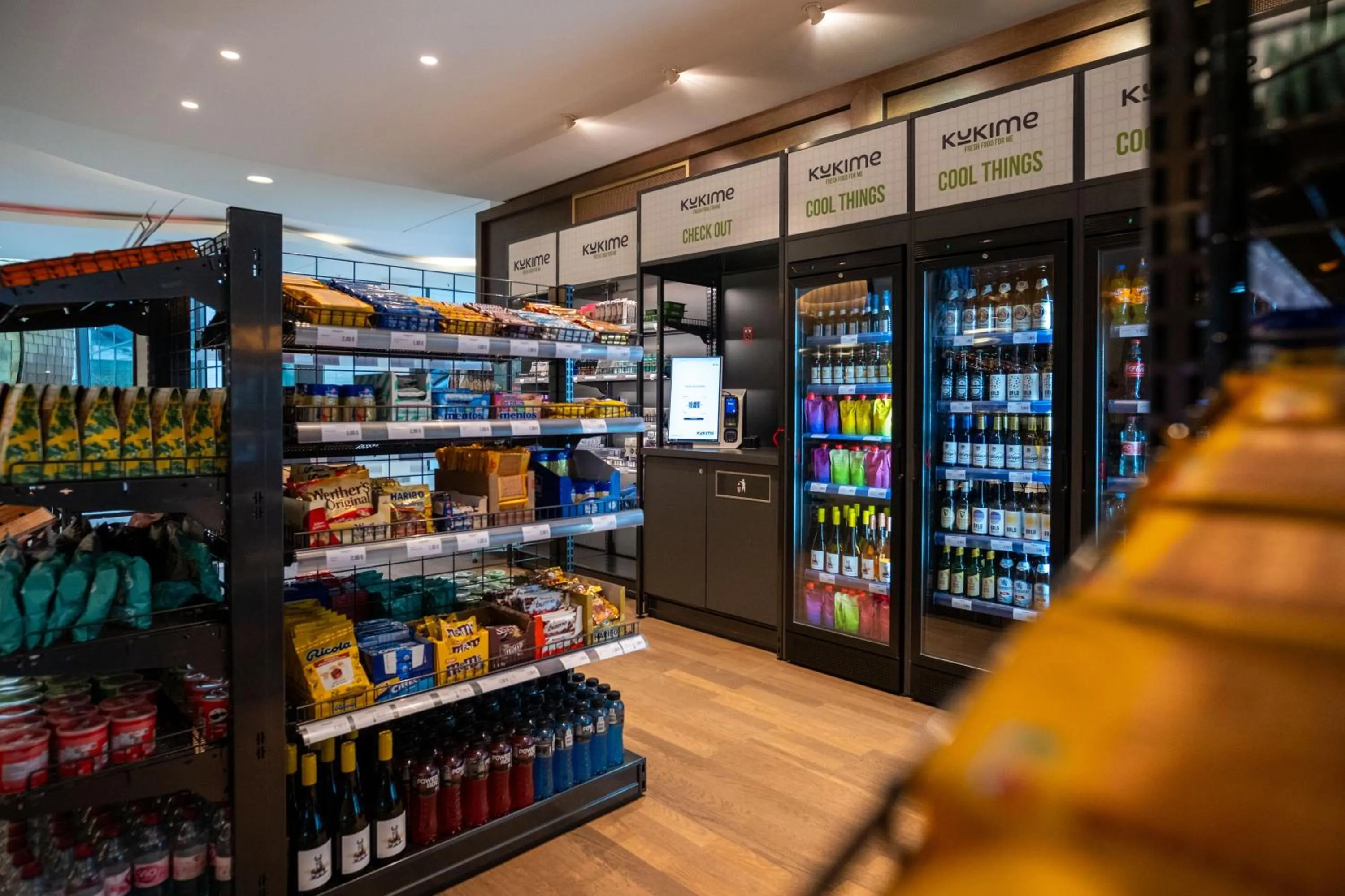 Shopping Area in Vienna House by Wyndham Andel's Berlin