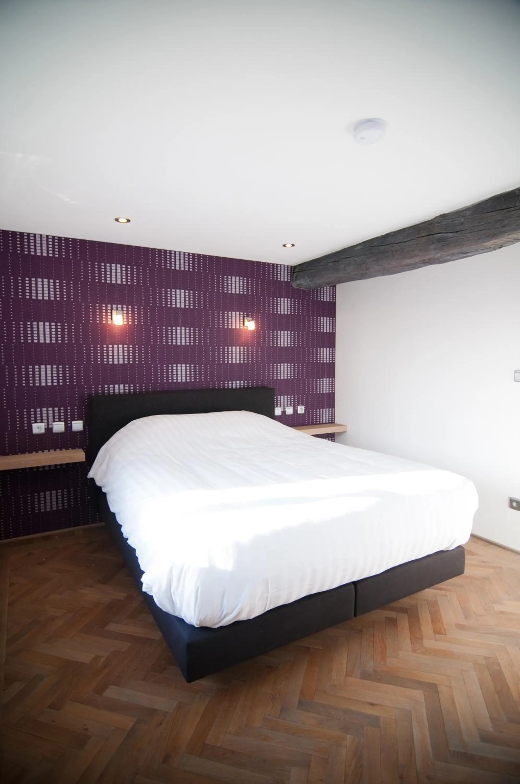 Bedroom, Bed in Apartment De Maasnacht