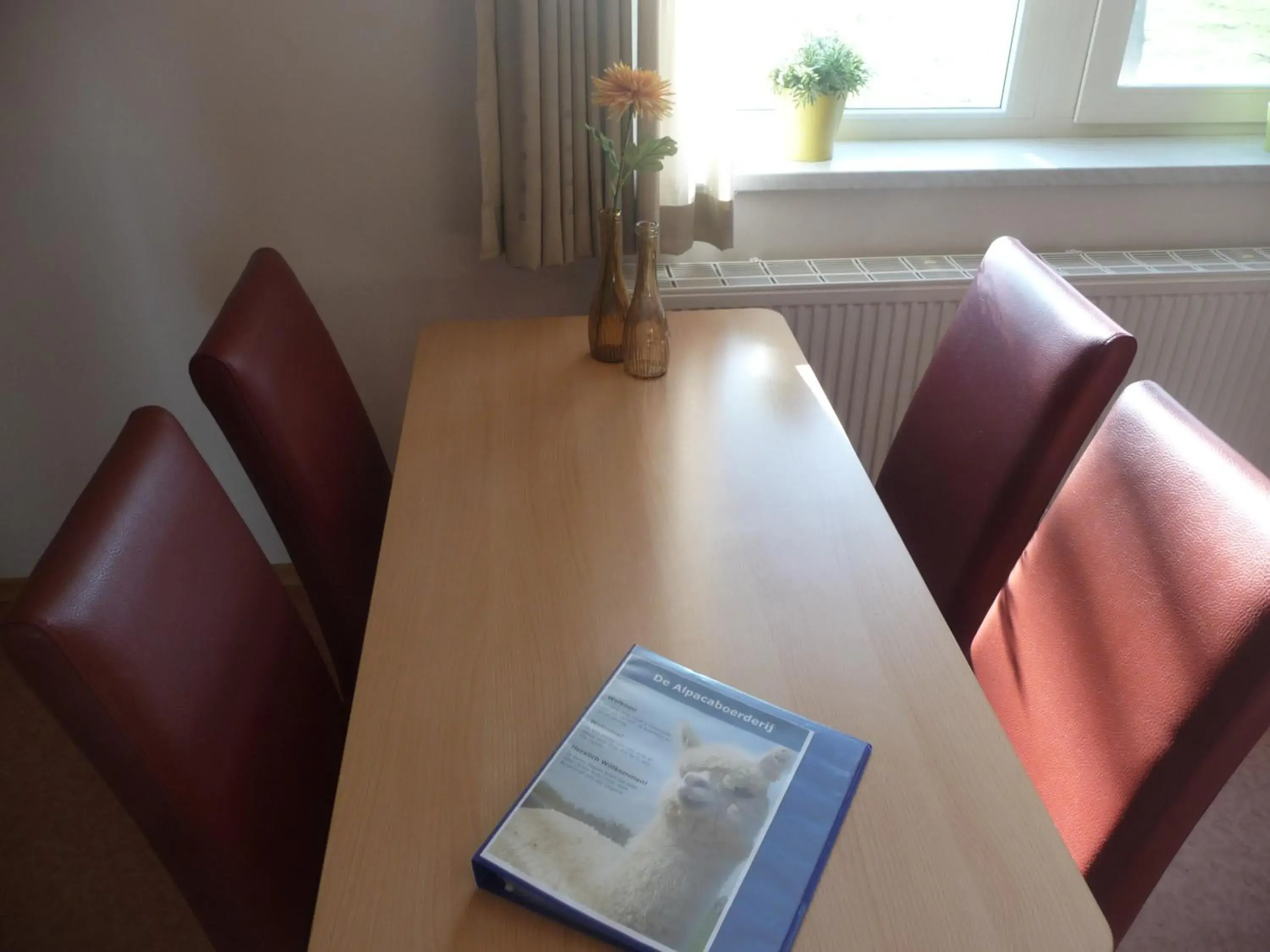 Two-Bedroom Apartment (4 Adults) in De Alpacaboerderij Two-Bedroom Apartment (4 Adults) in De Alpacaboerderij