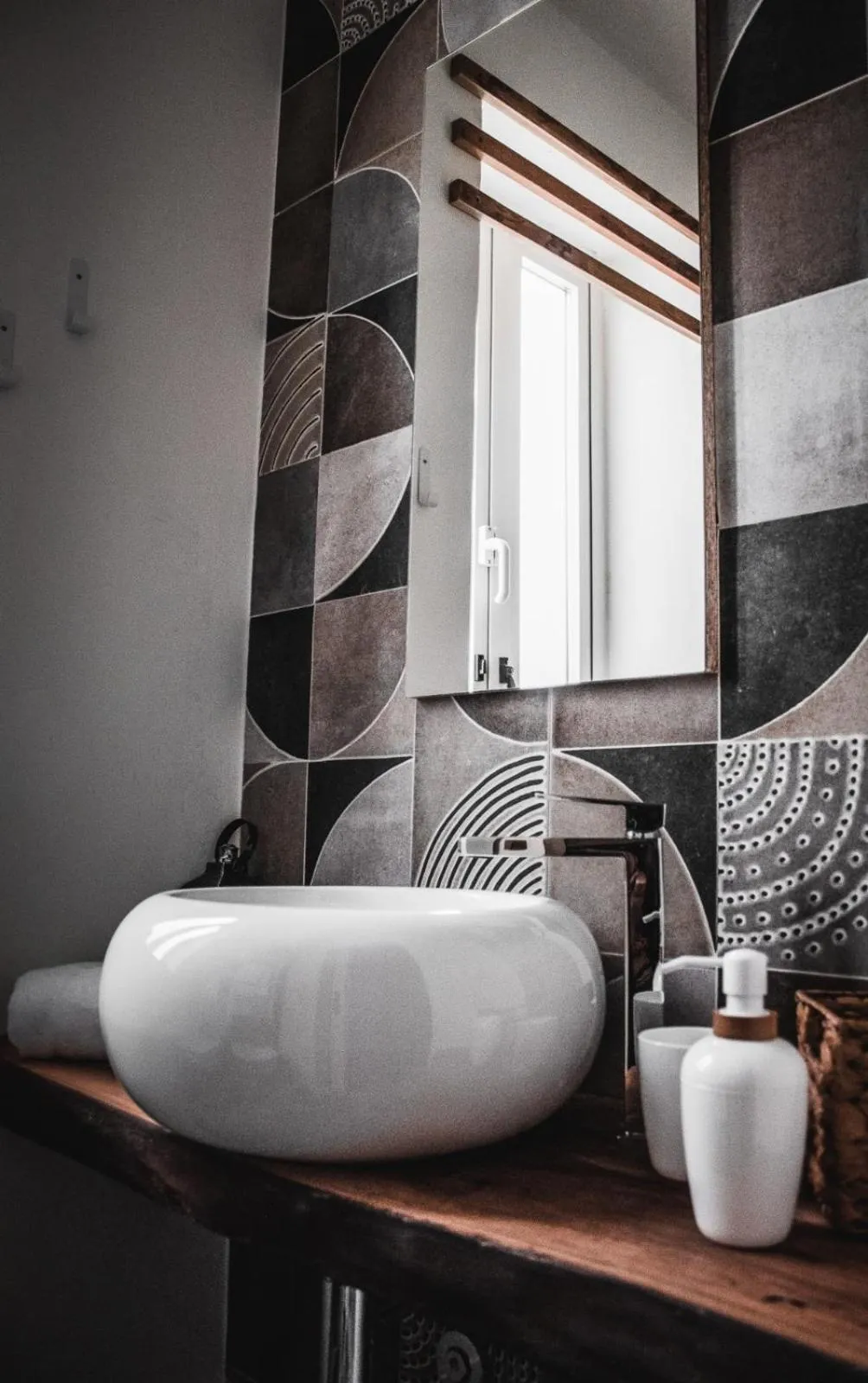 Bathroom in Laguna Suite B&B