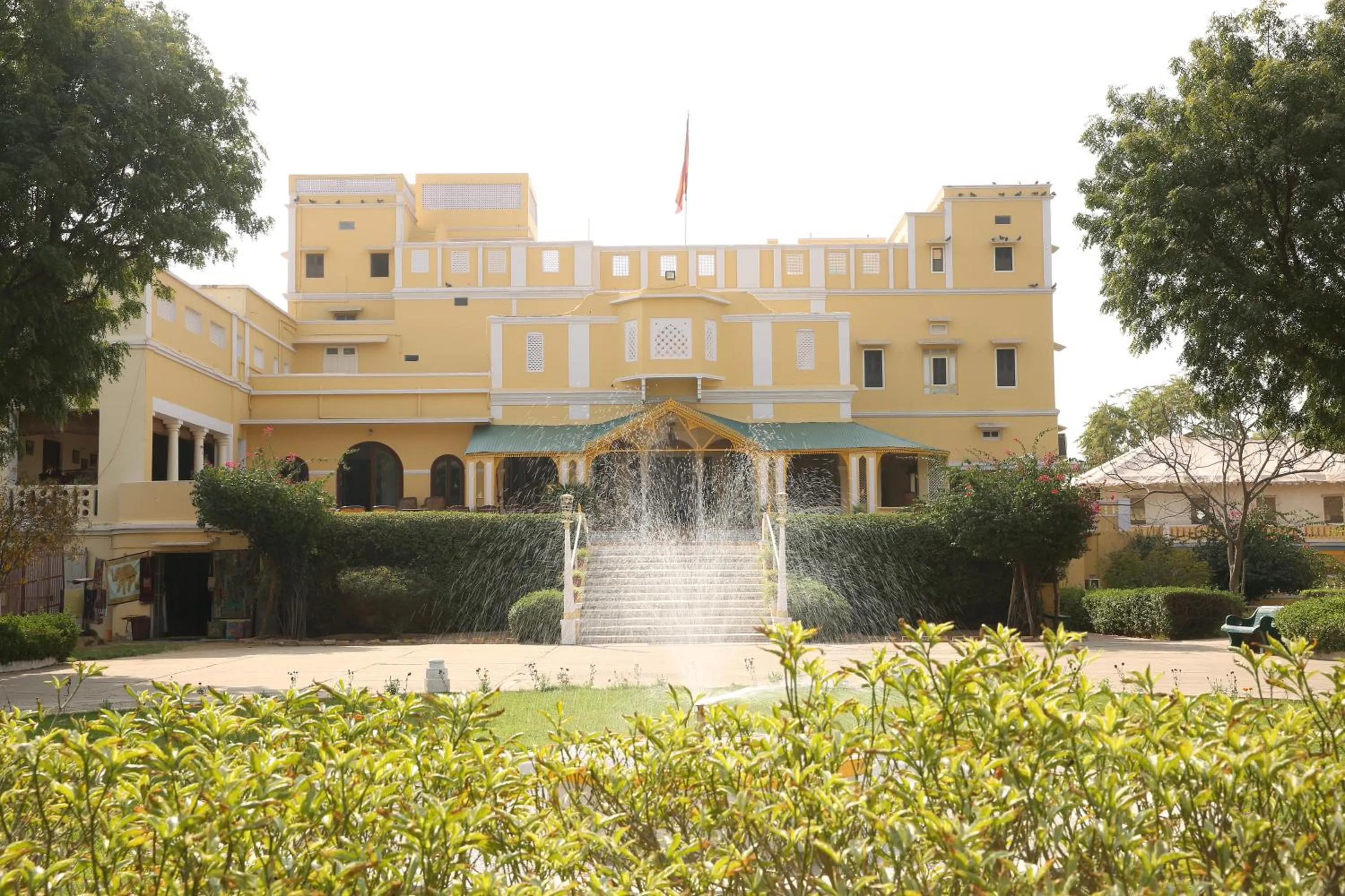 Roop Niwas Kothi, Near Mandawa
