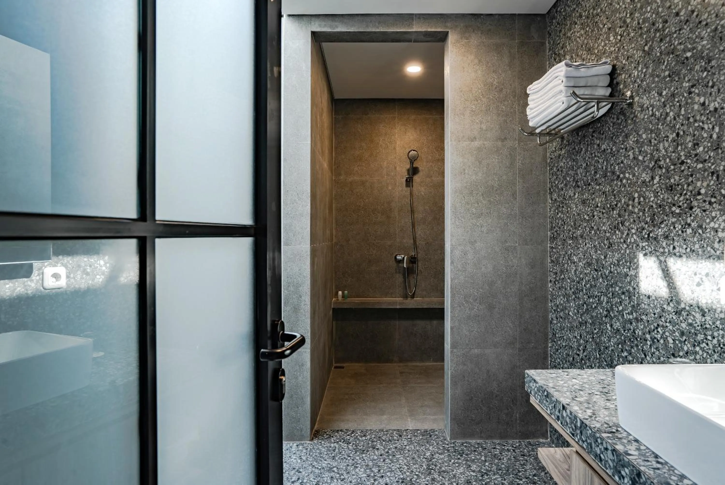 Bathroom in LOA Living Solo Baru