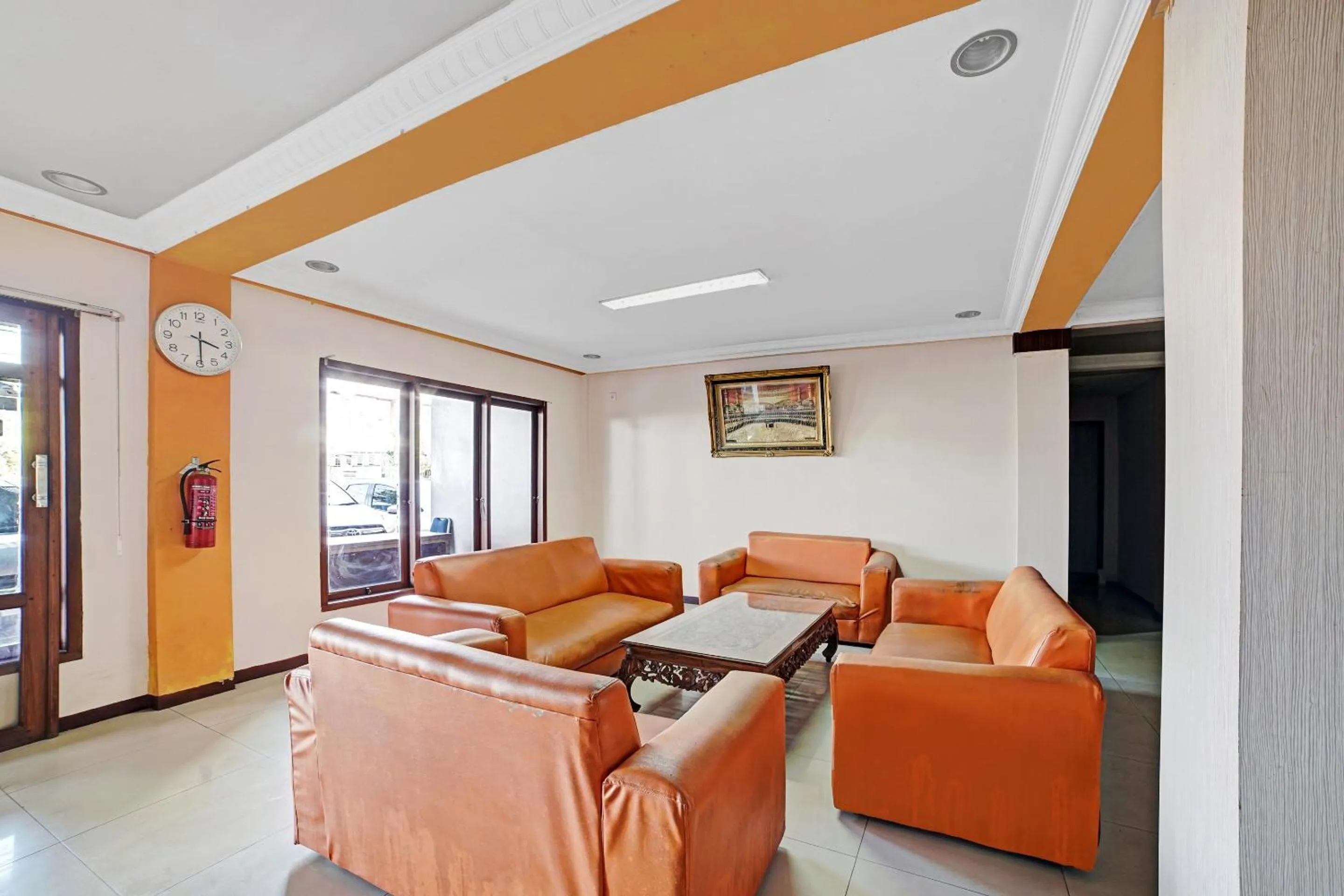 Lobby or reception in Hotel O Wisma Kuta Karang Baru