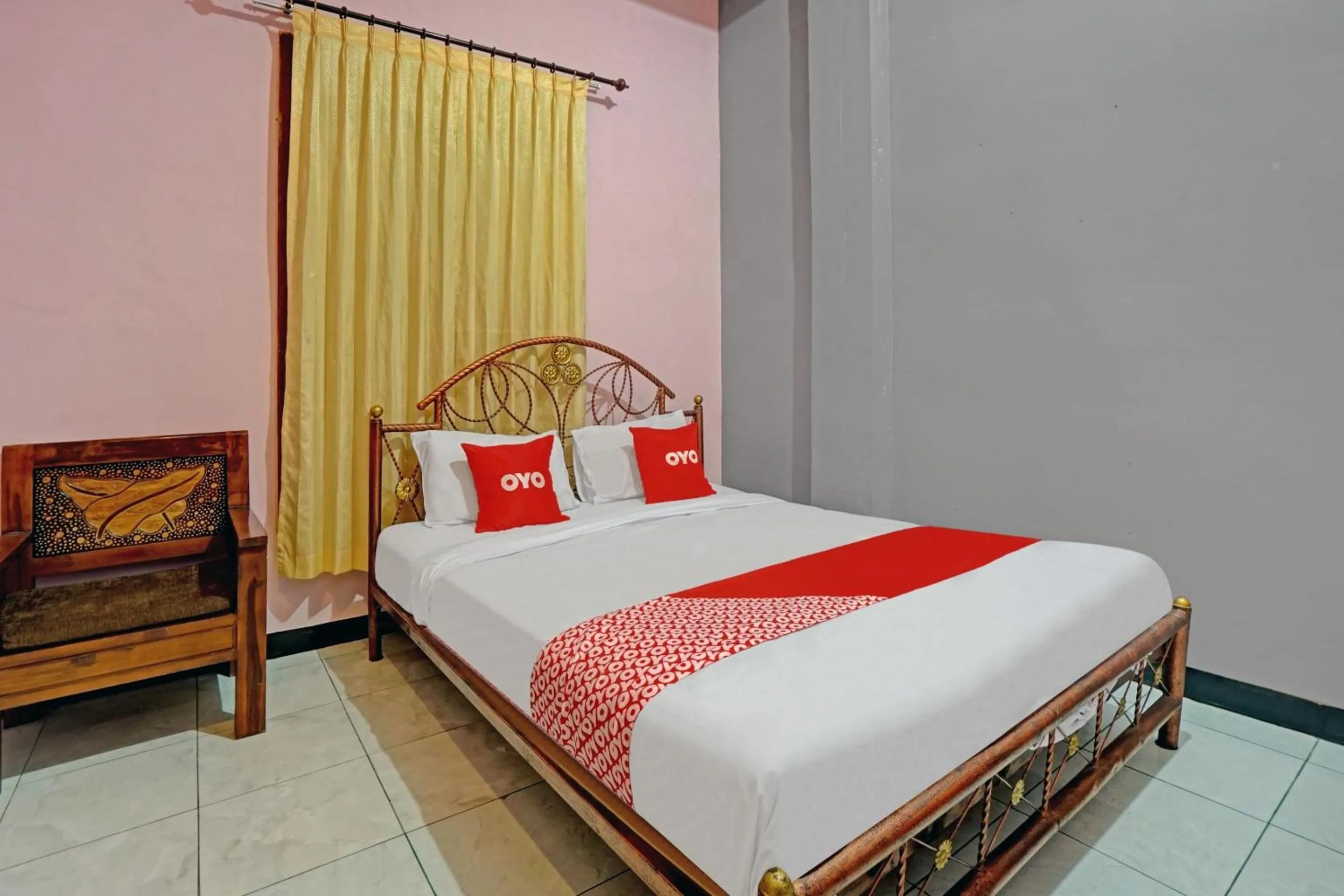 Bedroom, Bed in Hotel O Harwin Homestay