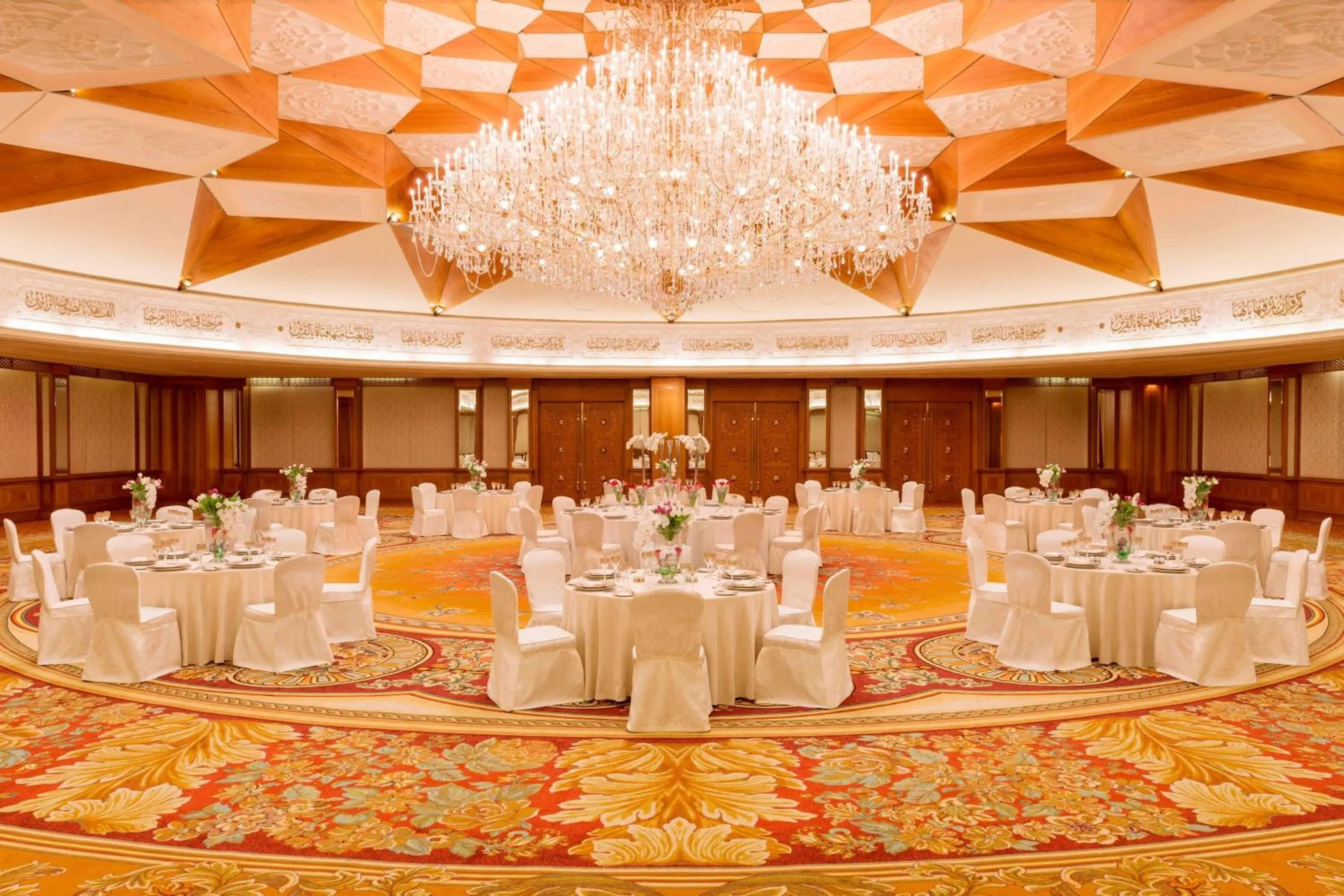 Meeting/conference room in Sheraton Kuwait, a Luxury Collection Hotel, Kuwait City