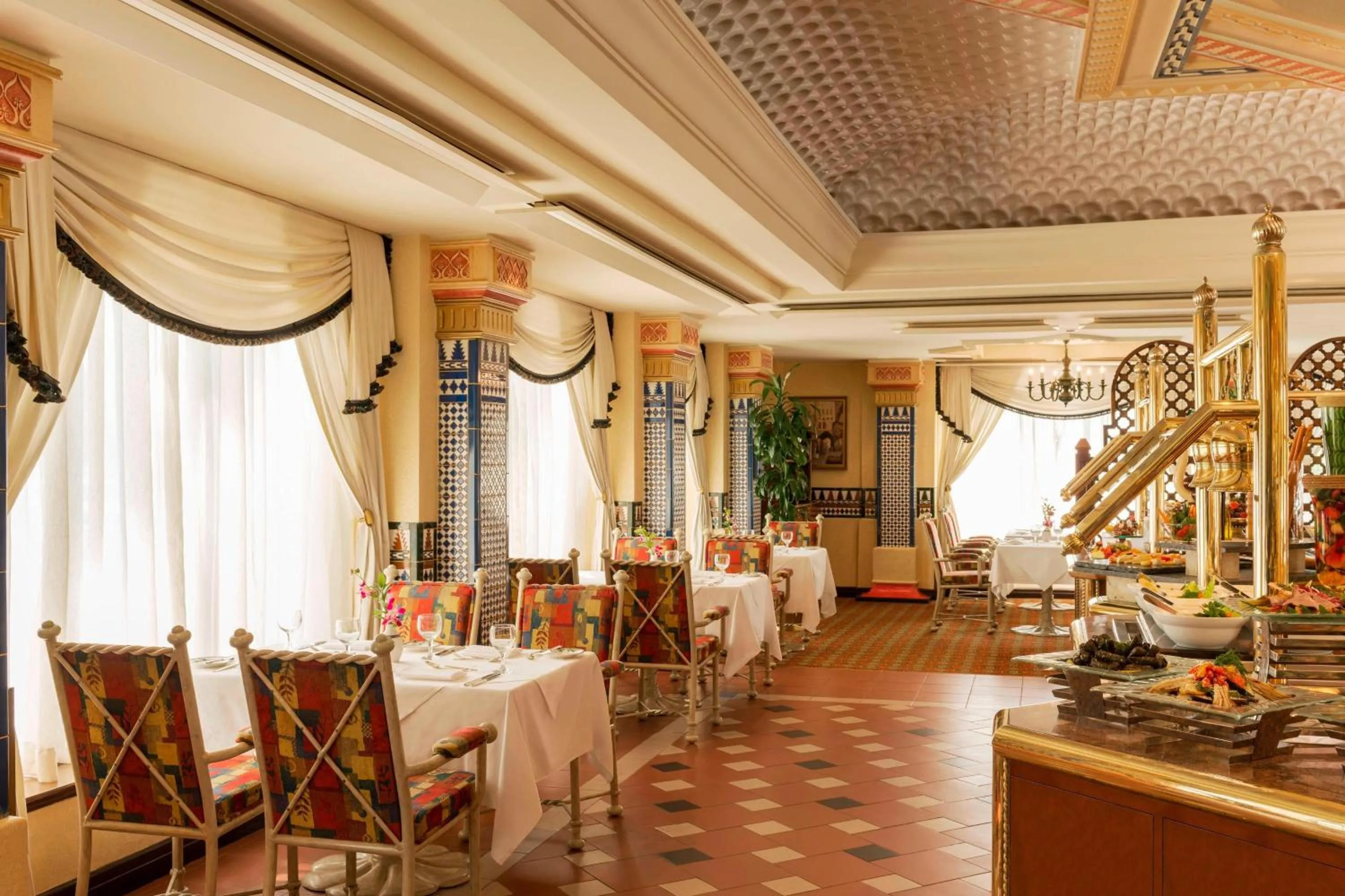 Restaurant/places to eat in Sheraton Kuwait, a Luxury Collection Hotel, Kuwait City