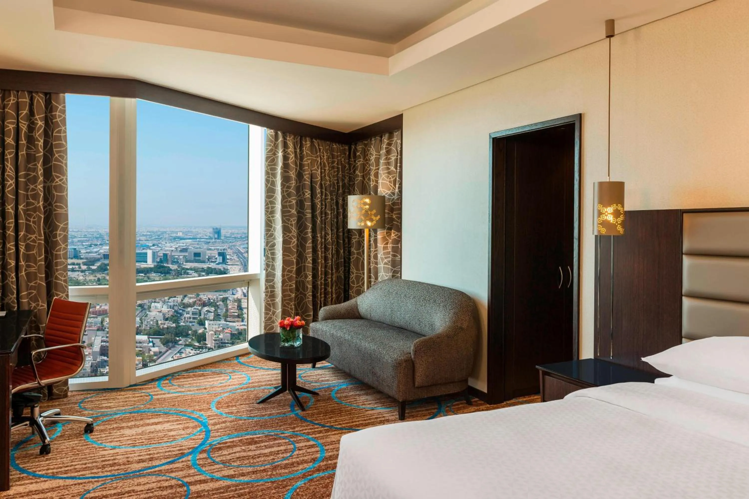 Bedroom, Bed in Four Points By Sheraton Kuwait