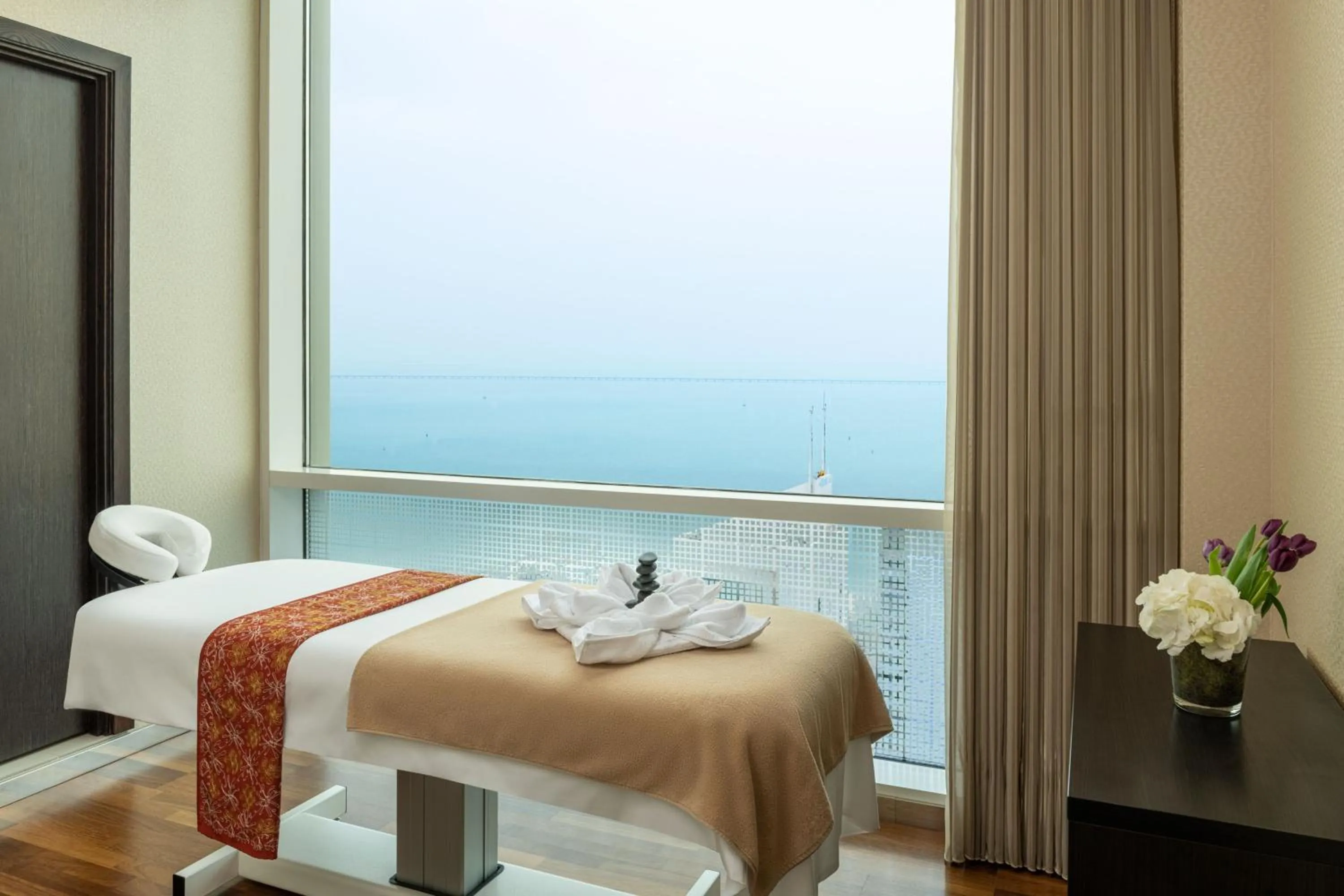 Spa and wellness centre/facilities, Bed in Four Points By Sheraton Kuwait