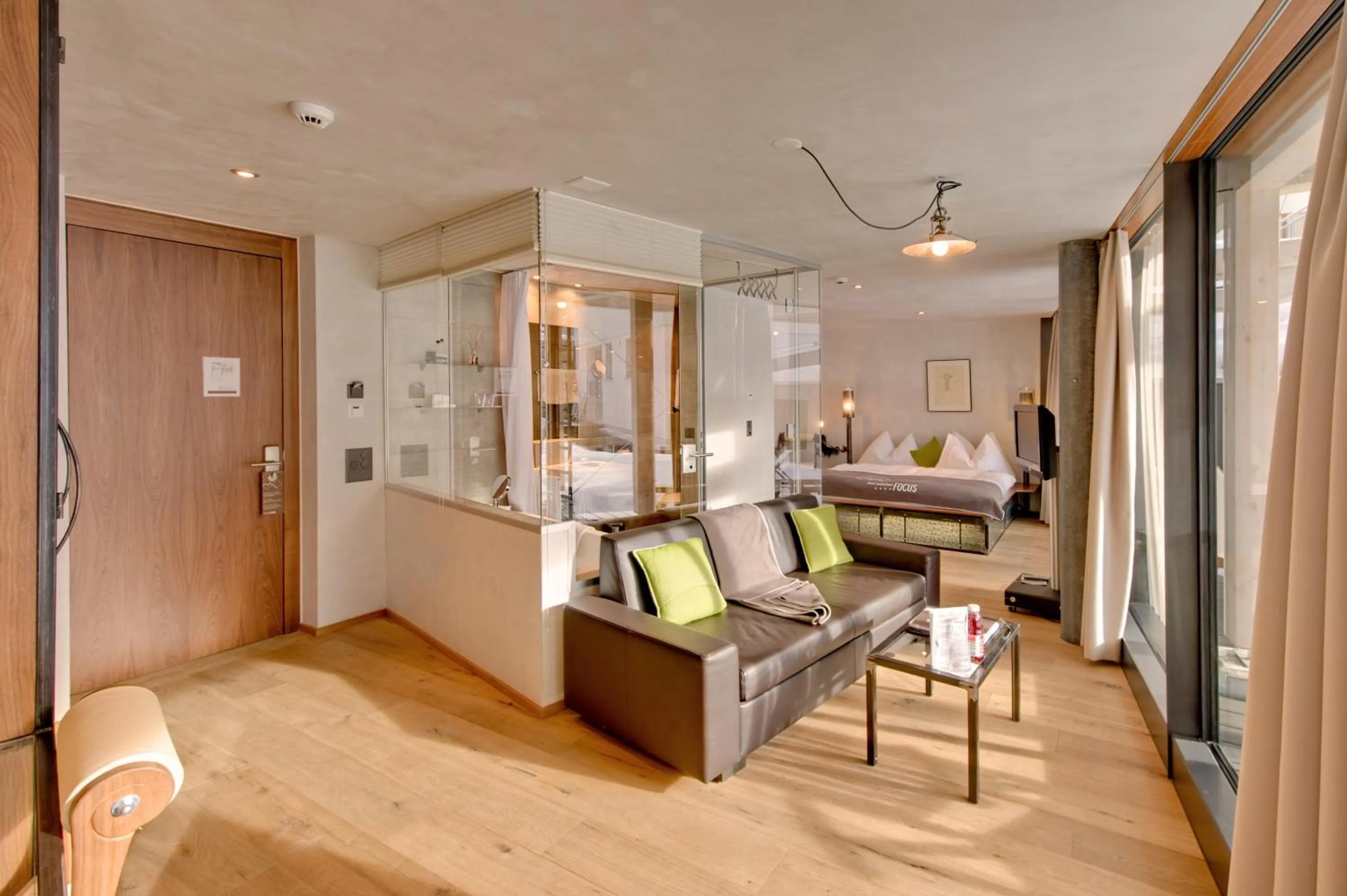 Photo of the whole room in Matterhorn FOCUS Design Hotel