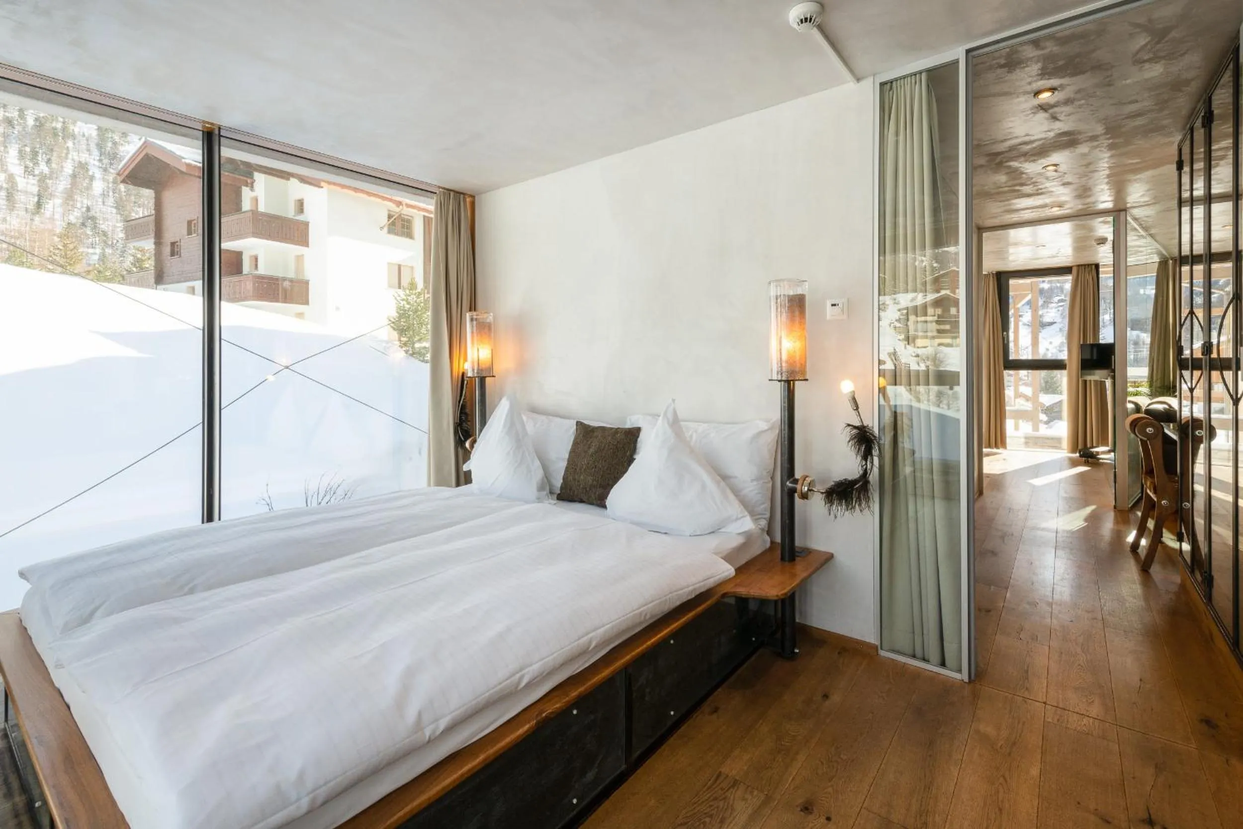 Bedroom, Bed in Matterhorn FOCUS Design Hotel