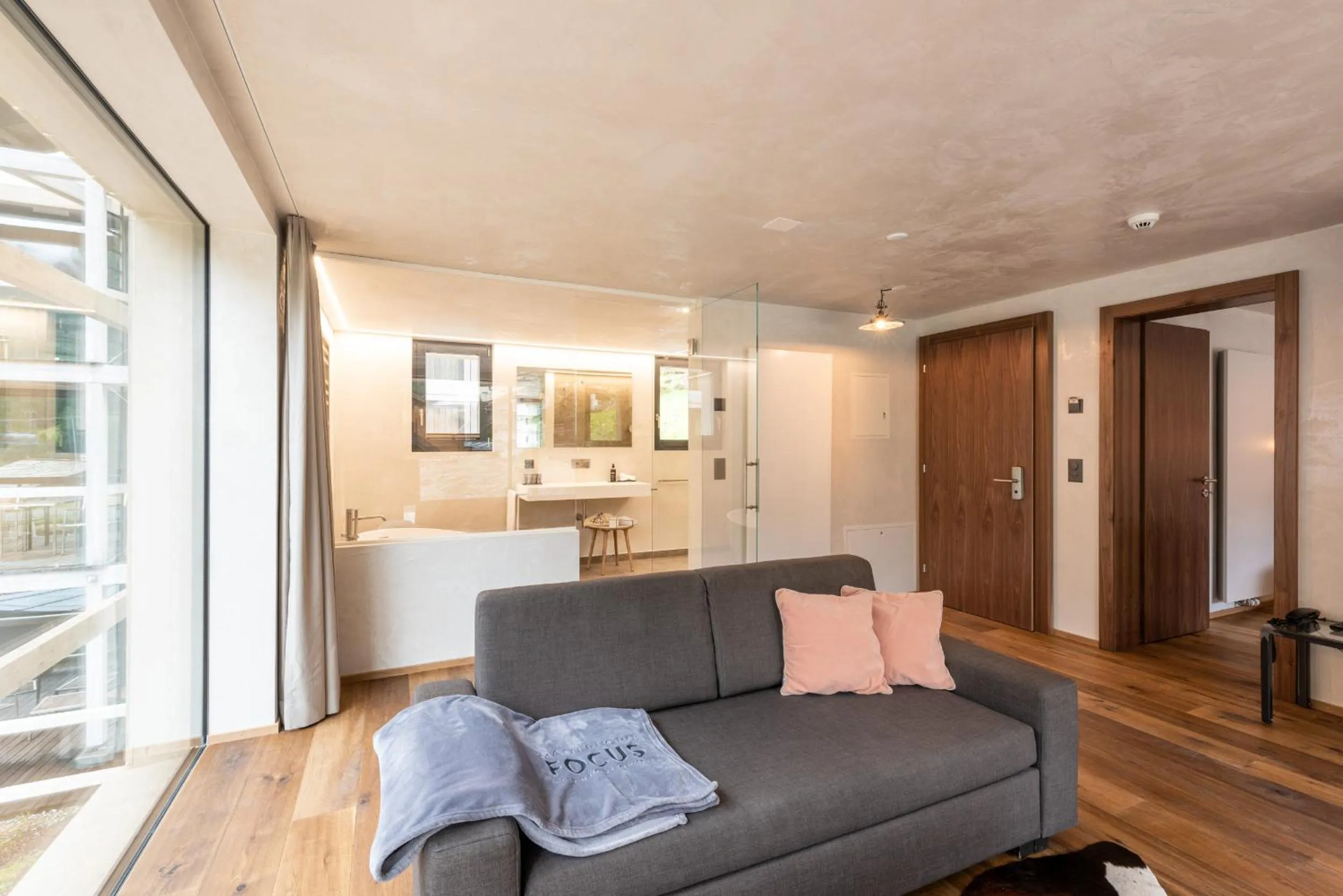 Seating area in Matterhorn FOCUS Design Hotel