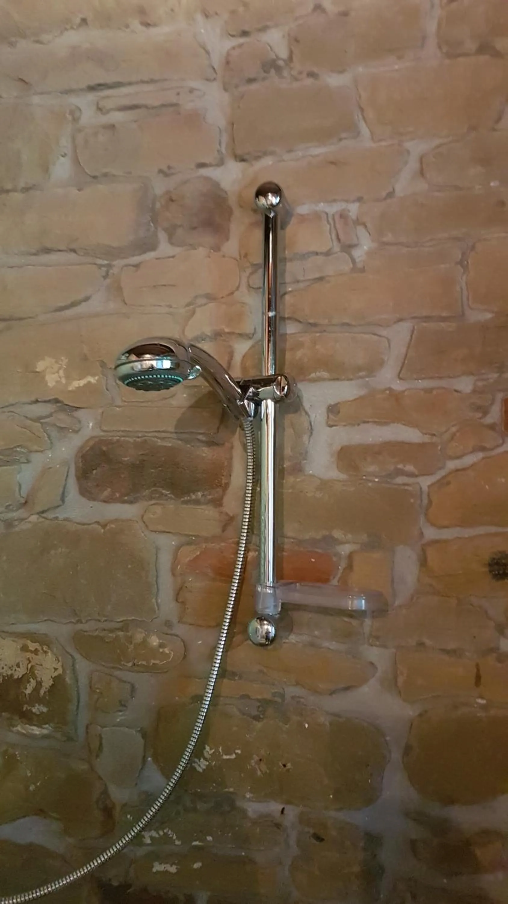 Shower in #FortCozzo - JacuzziSuite & Sauna - Casola Valsenio