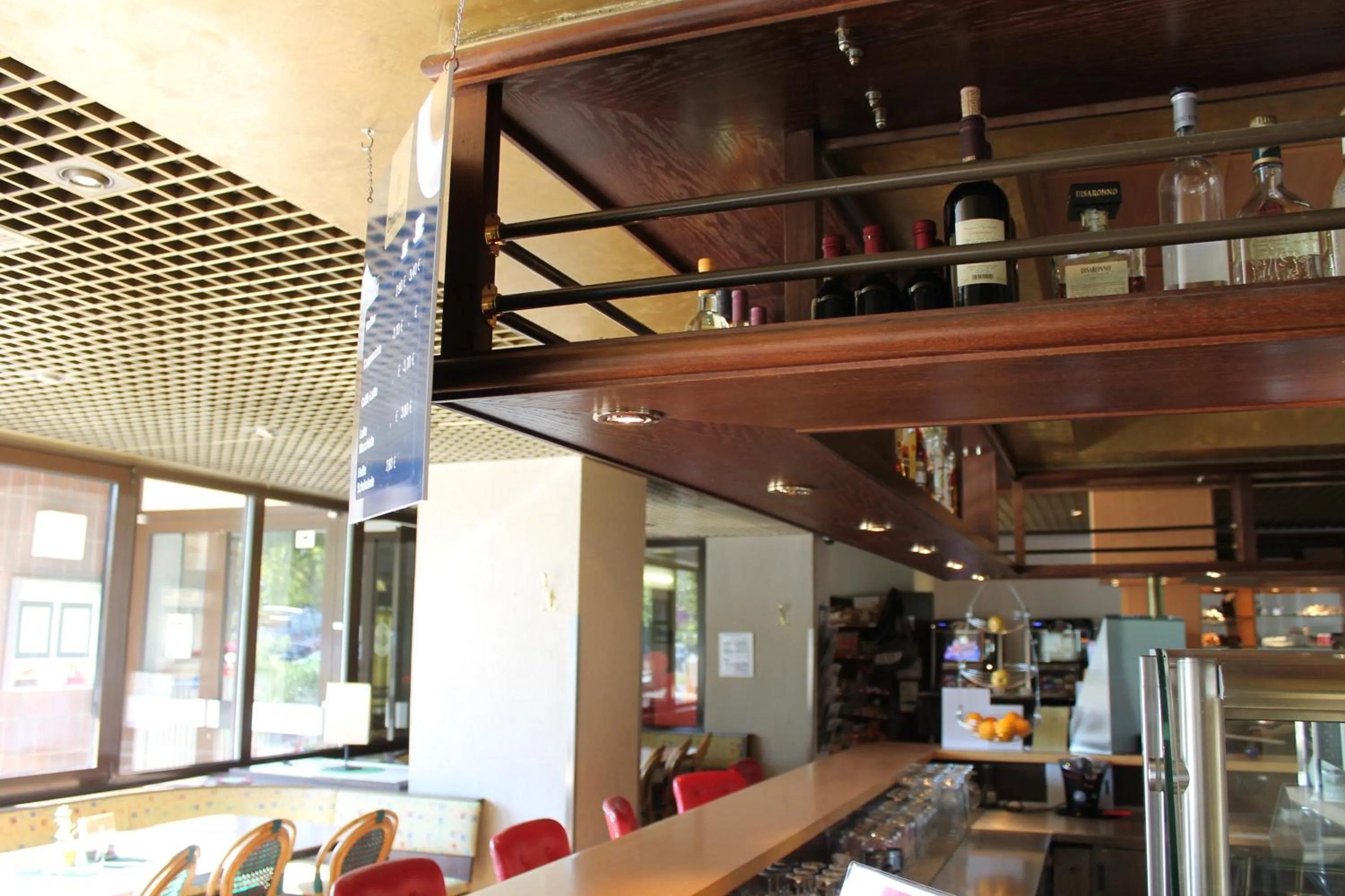 Restaurant/places to eat in Hotel Grunewald