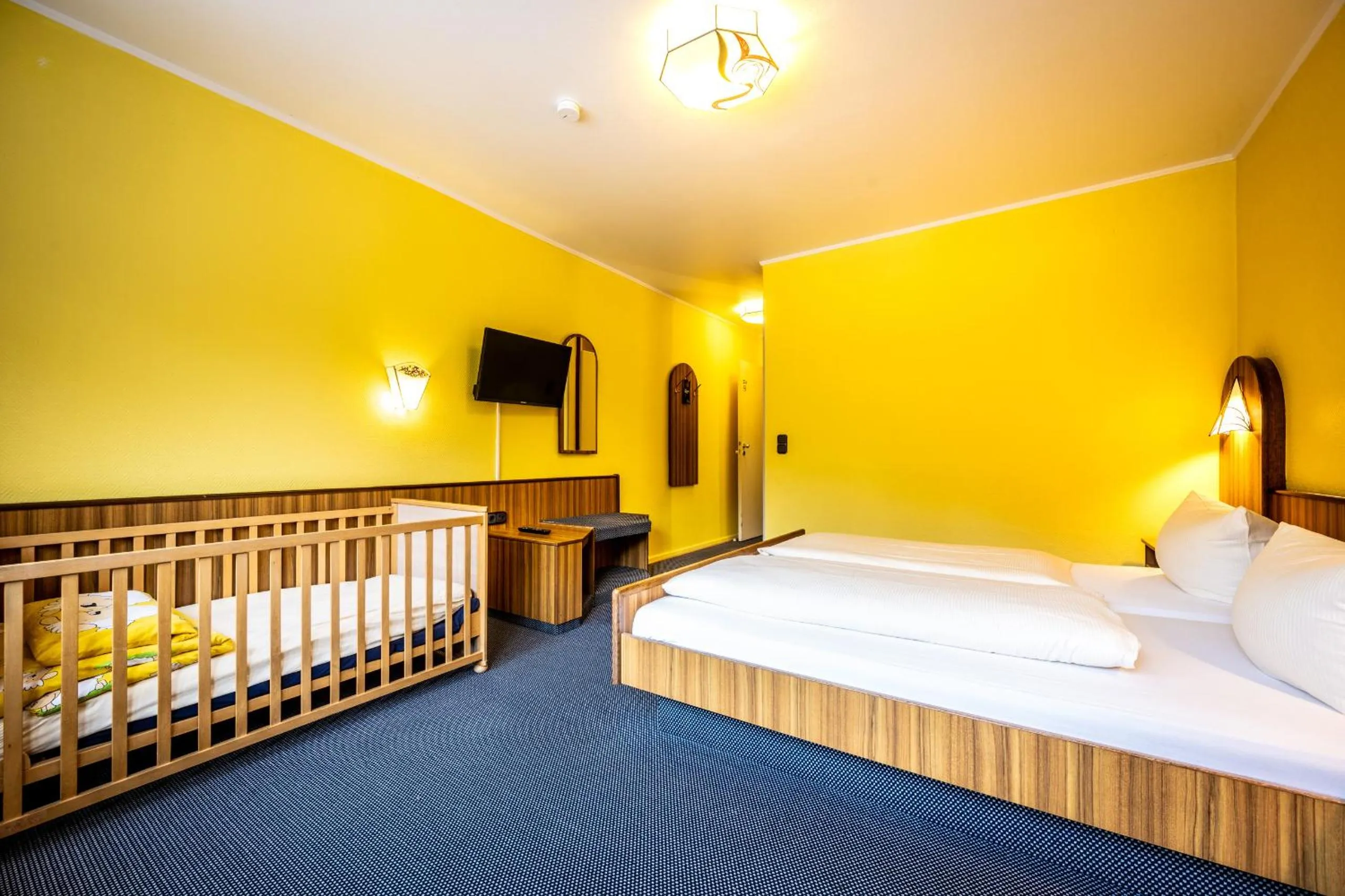 Photo of the whole room in Hotel Grunewald