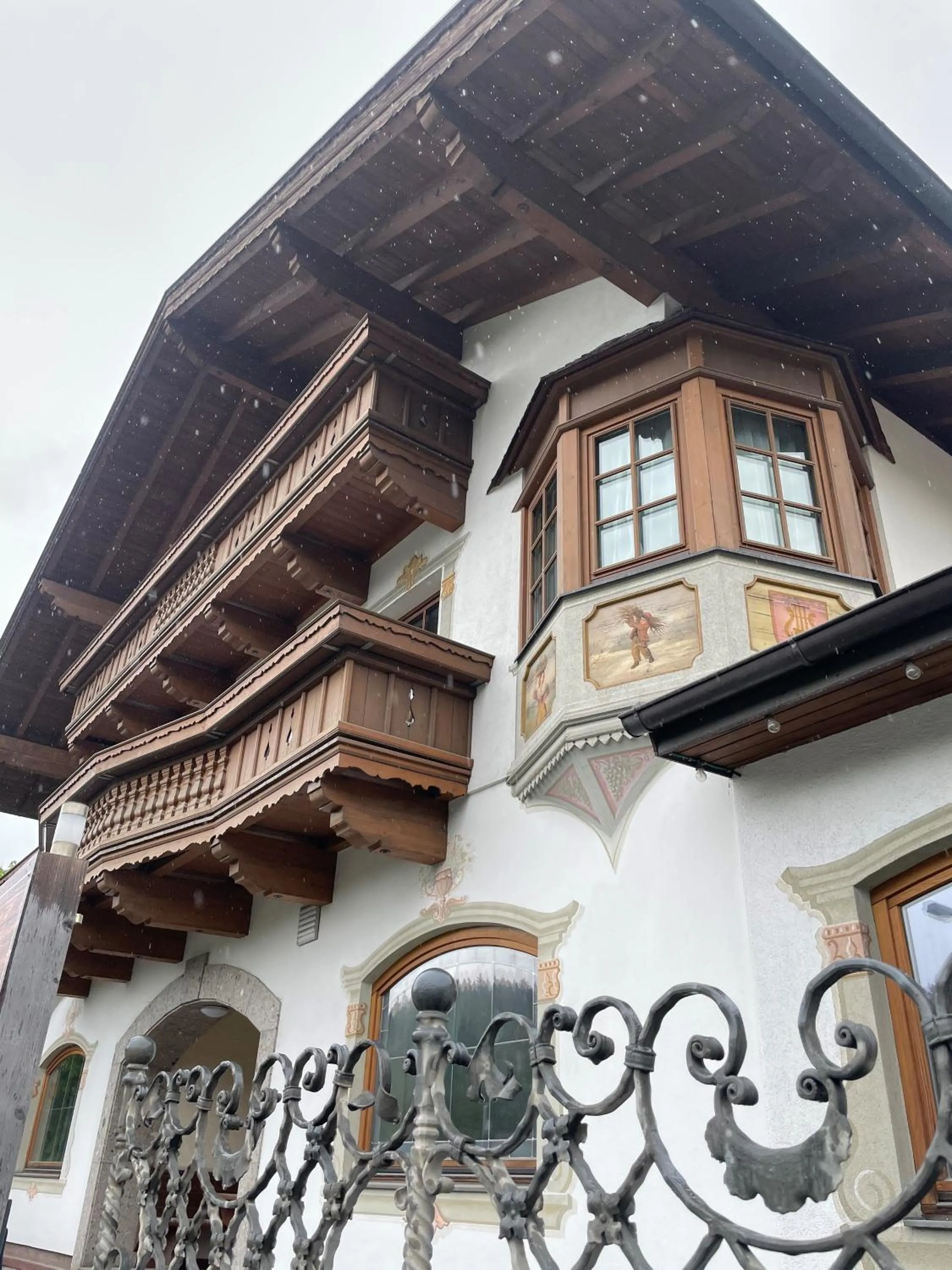 Property building in Egerbach Appartements