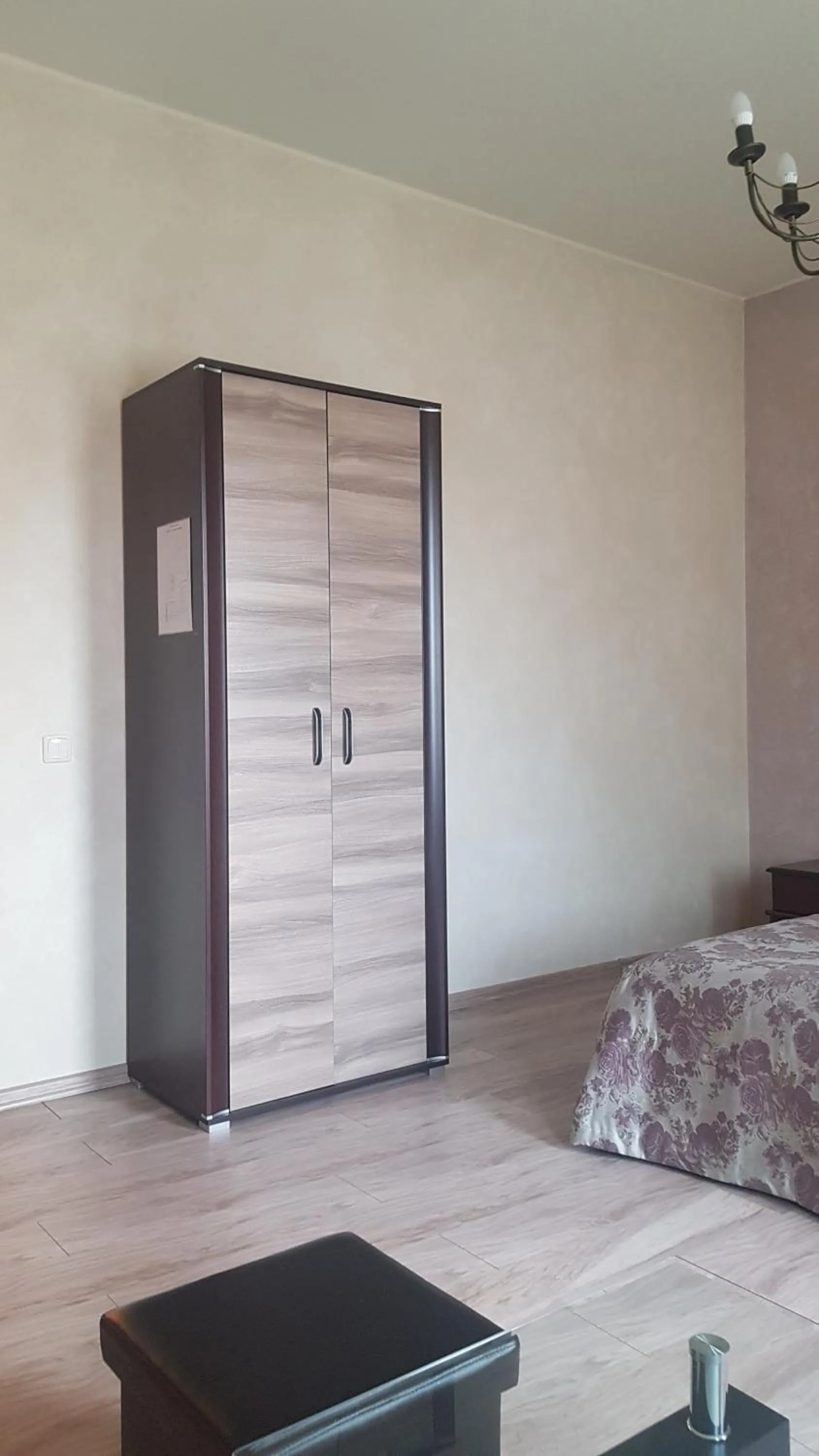 Bedroom, Bed in Meldynas