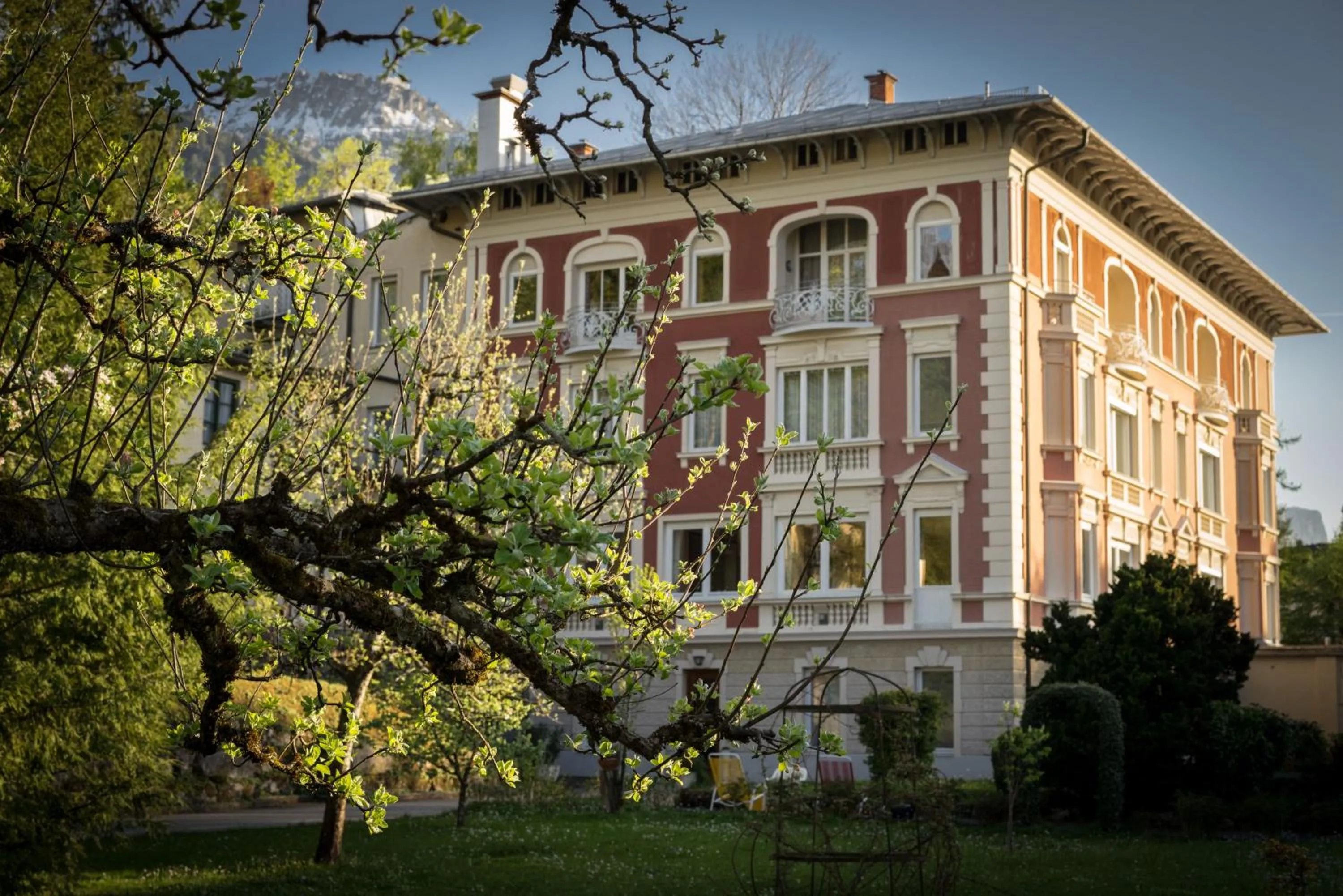 Property building in Alpenstadthotels